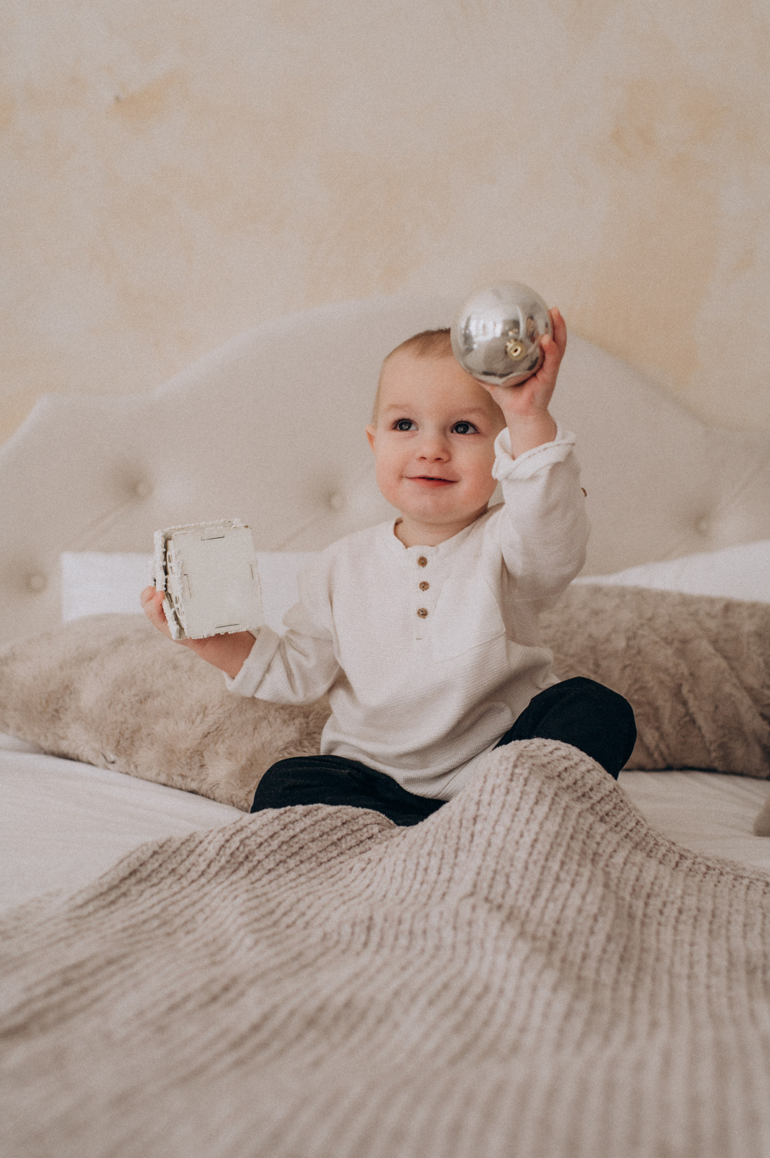 Новорічна фотосесія у студії, фотосесія Львів, сімейна фотосесія Тернопіль. Сімейний, дитячий та індивідуальний фотограф в м. Тернопіль, м. Львів