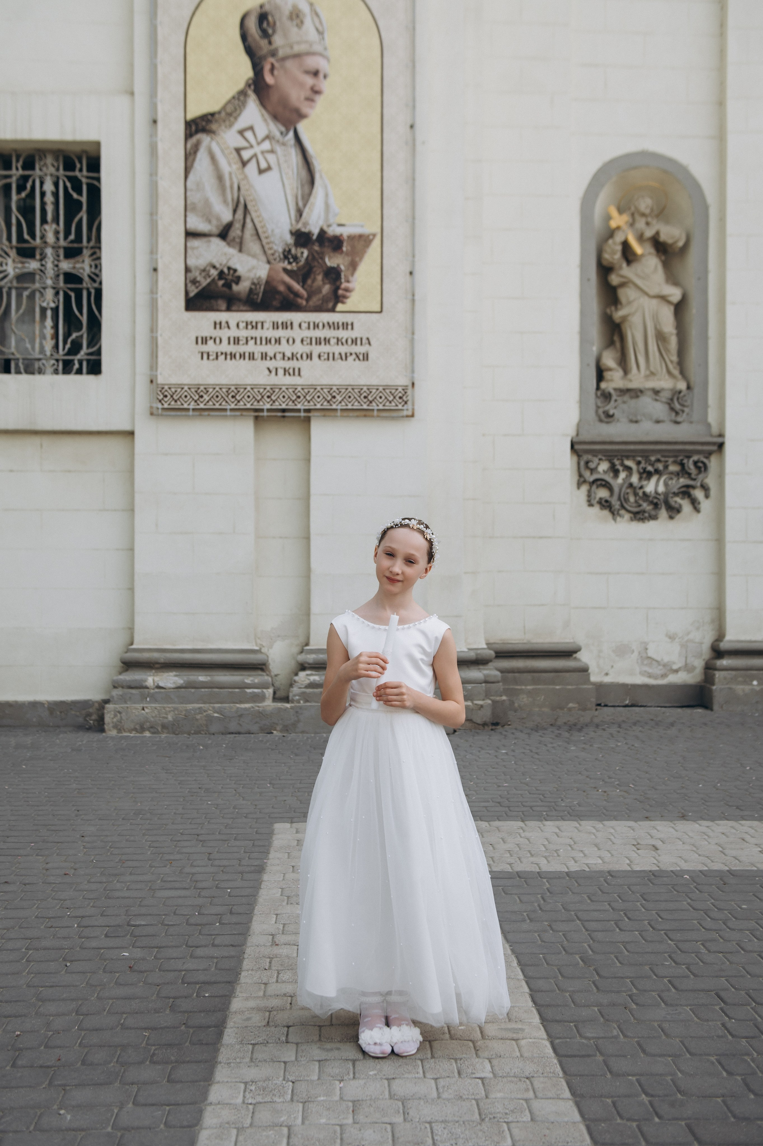 Фотосесія Першого Причастя Тернопіль, фотосесія Причастя Тернопіль, Таїнство Першого Причастя Тернопіль, Катедра Причастя Тернопіль. Сімейний, дитячий та індивідуальний фотограф в м. Тернопіль, м. Львів