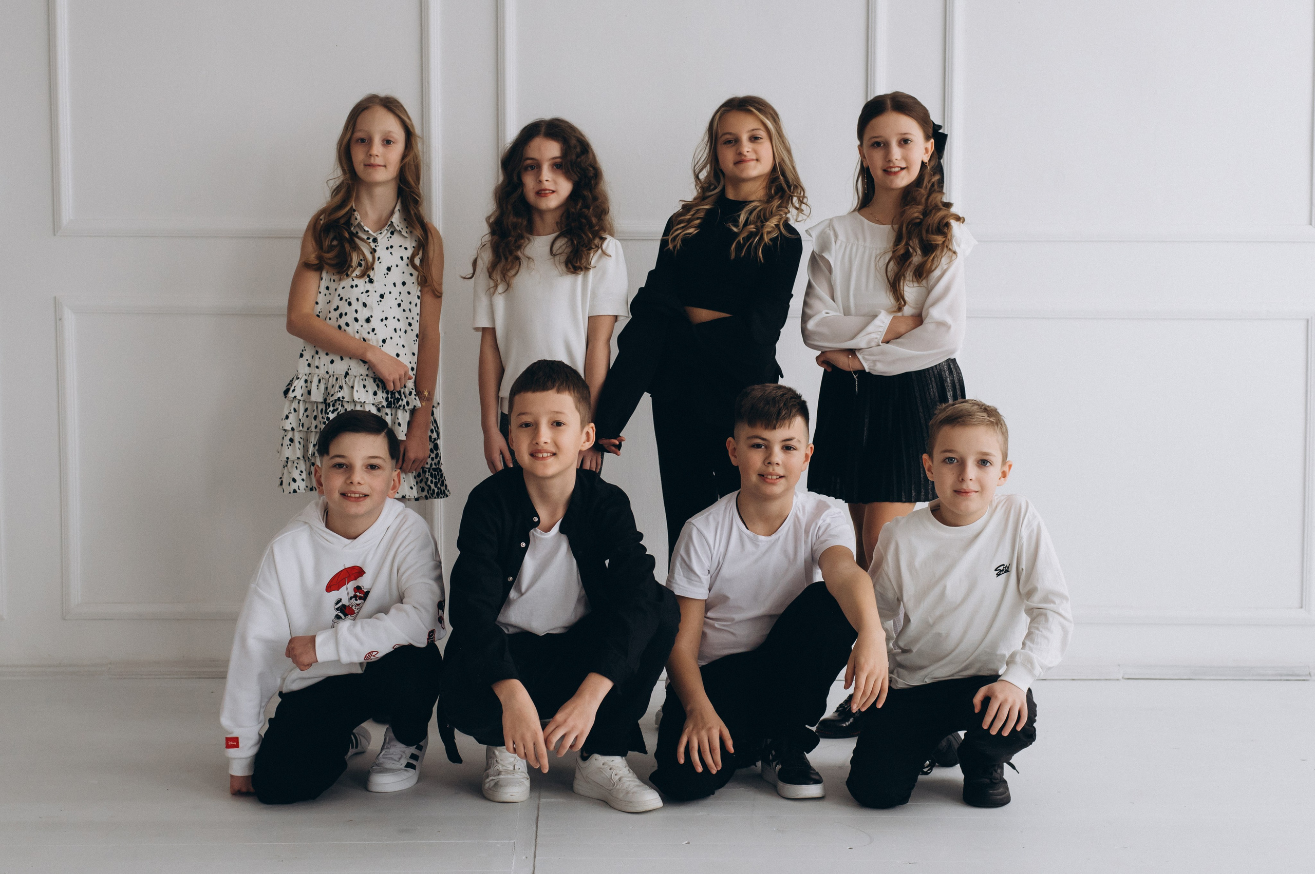 Шкільна фотосесія на віньєтки Тернопіль, шкільні альбоми, фотосесія випускників Тернопіль, випускний альбом, фотограф випускний Тернопіль. Сімейний, дитячий та індивідуальний фотограф в м. Тернопіль, м. Львів