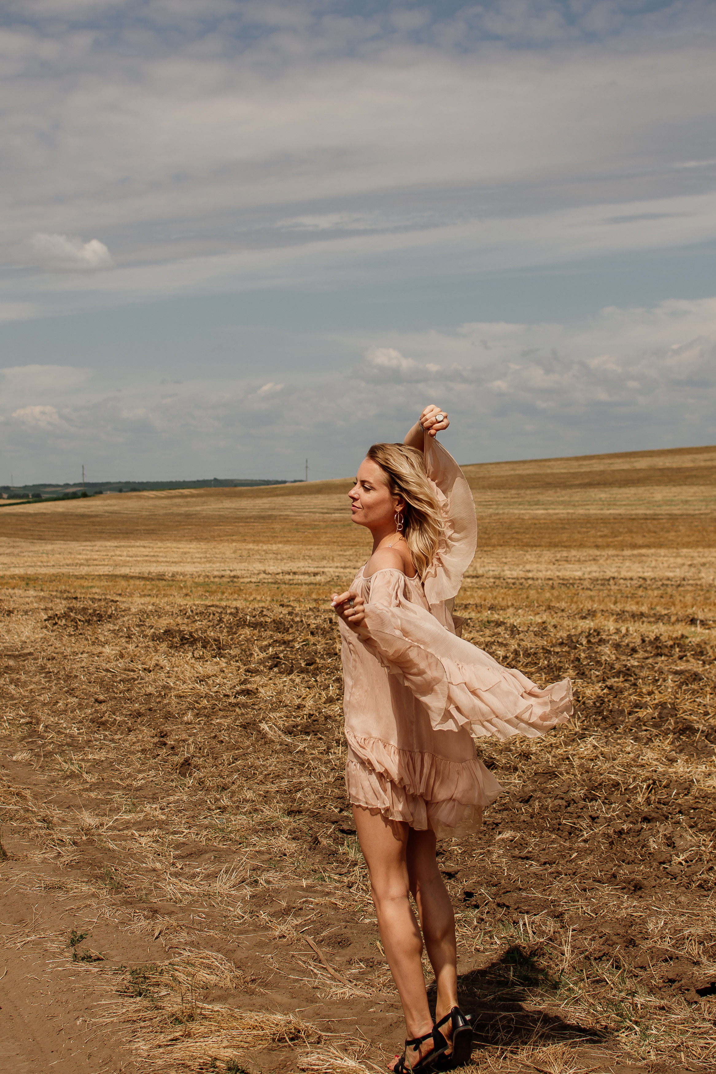 Фотосесія в пшениці. Тернопільська обл. Сімейний, дитячий та індивідуальний фотограф в м. Тернопіль, м. Львів