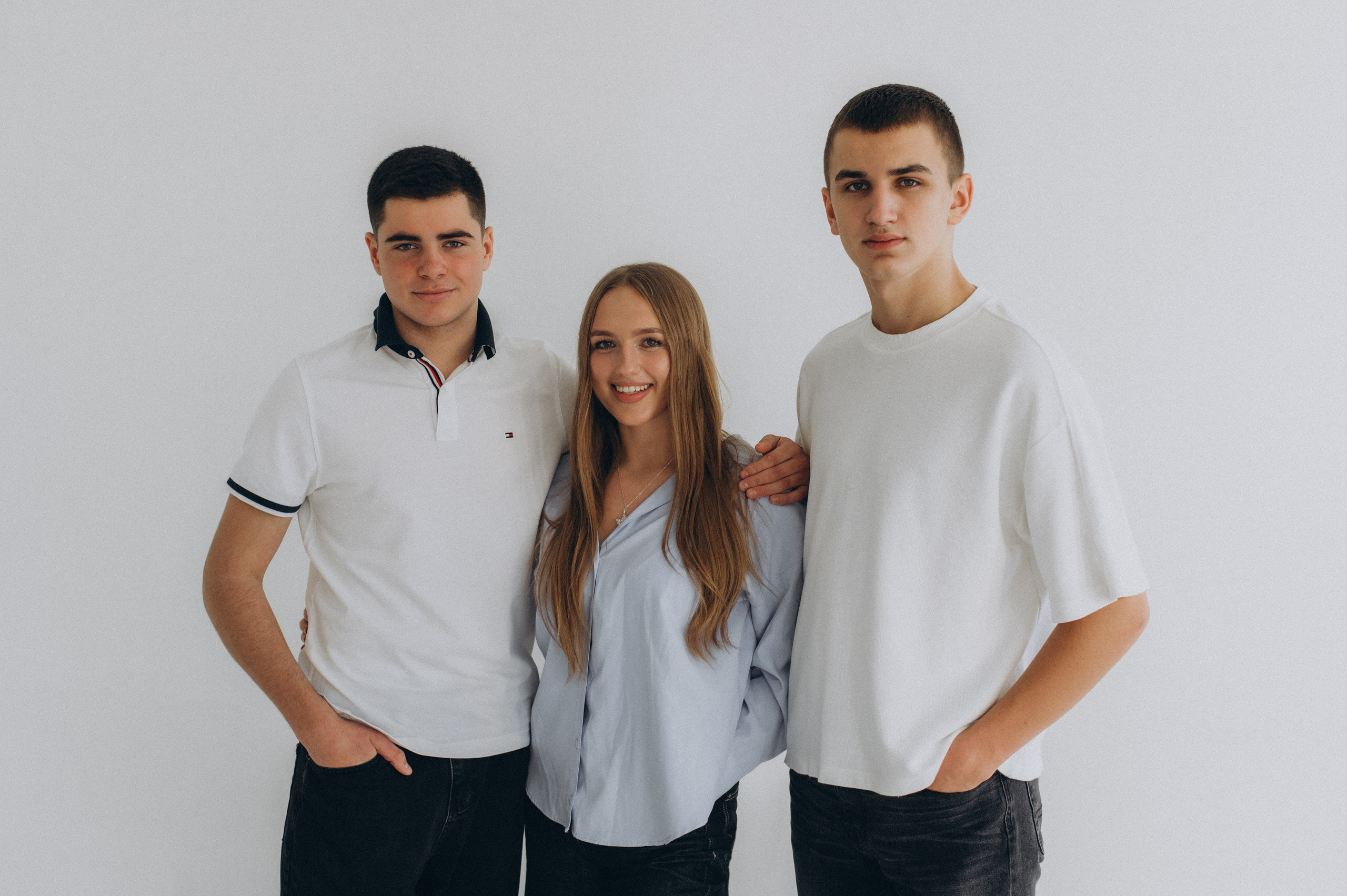 Фотосесія випускників, фотосесія на віньєтки Тернопіль, випускники Тернопіль, випуск 2025. Сімейний, дитячий та індивідуальний фотограф в м. Тернопіль, м. Львів