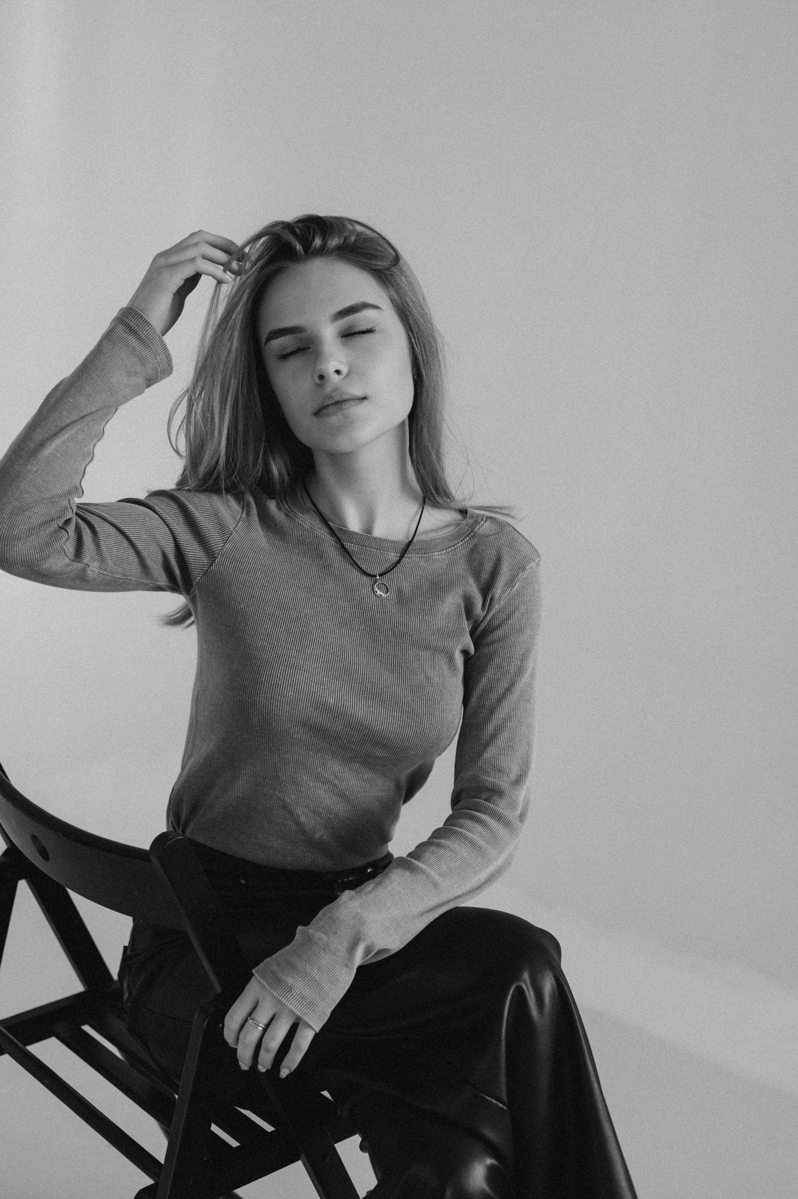 Фотосесія випускників, фотосесія на віньєтки Тернопіль, випускники Тернопіль, випуск 2025. Сімейний, дитячий та індивідуальний фотограф в м. Тернопіль, м. Львів