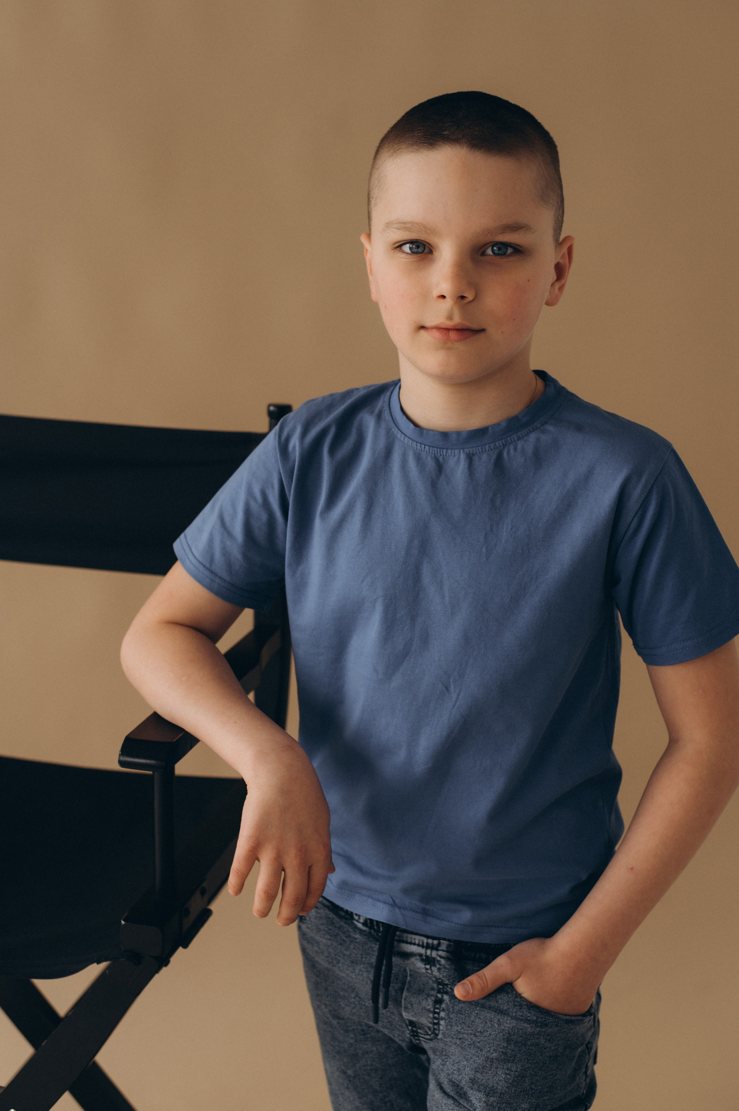 Шкільна фотосесія на віньєтки Тернопіль, шкільні альбоми, фотосесія випускників Тернопіль, випускний альбом, фотограф випускний Тернопіль. Сімейний, дитячий та індивідуальний фотограф в м. Тернопіль, м. Львів