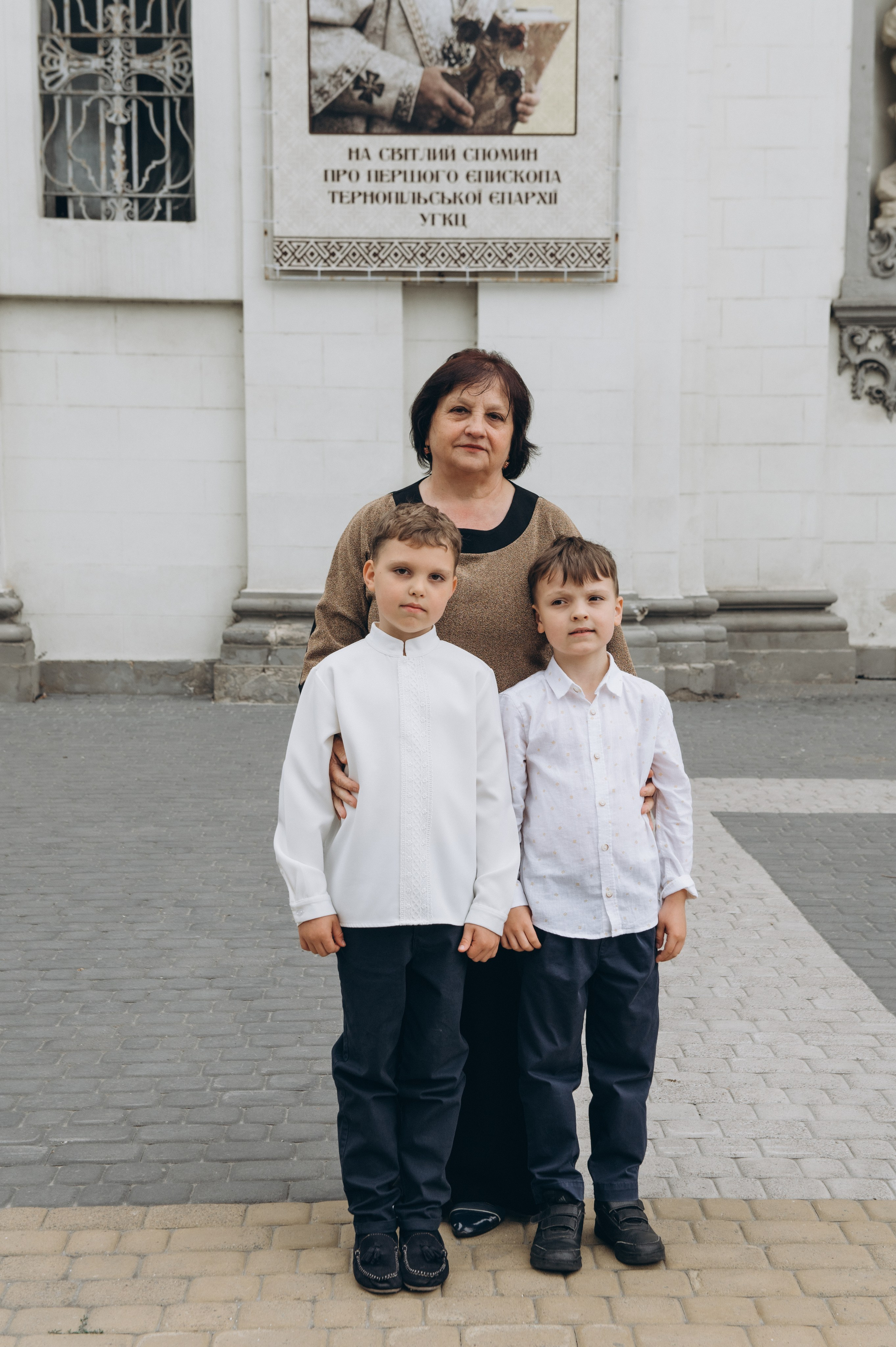 Фотосесія Першого Причастя Тернопіль, фотосесія Причастя Тернопіль, Таїнство Першого Причастя Тернопіль, Катедра Причастя Тернопіль. Сімейний, дитячий та індивідуальний фотограф в м. Тернопіль, м. Львів