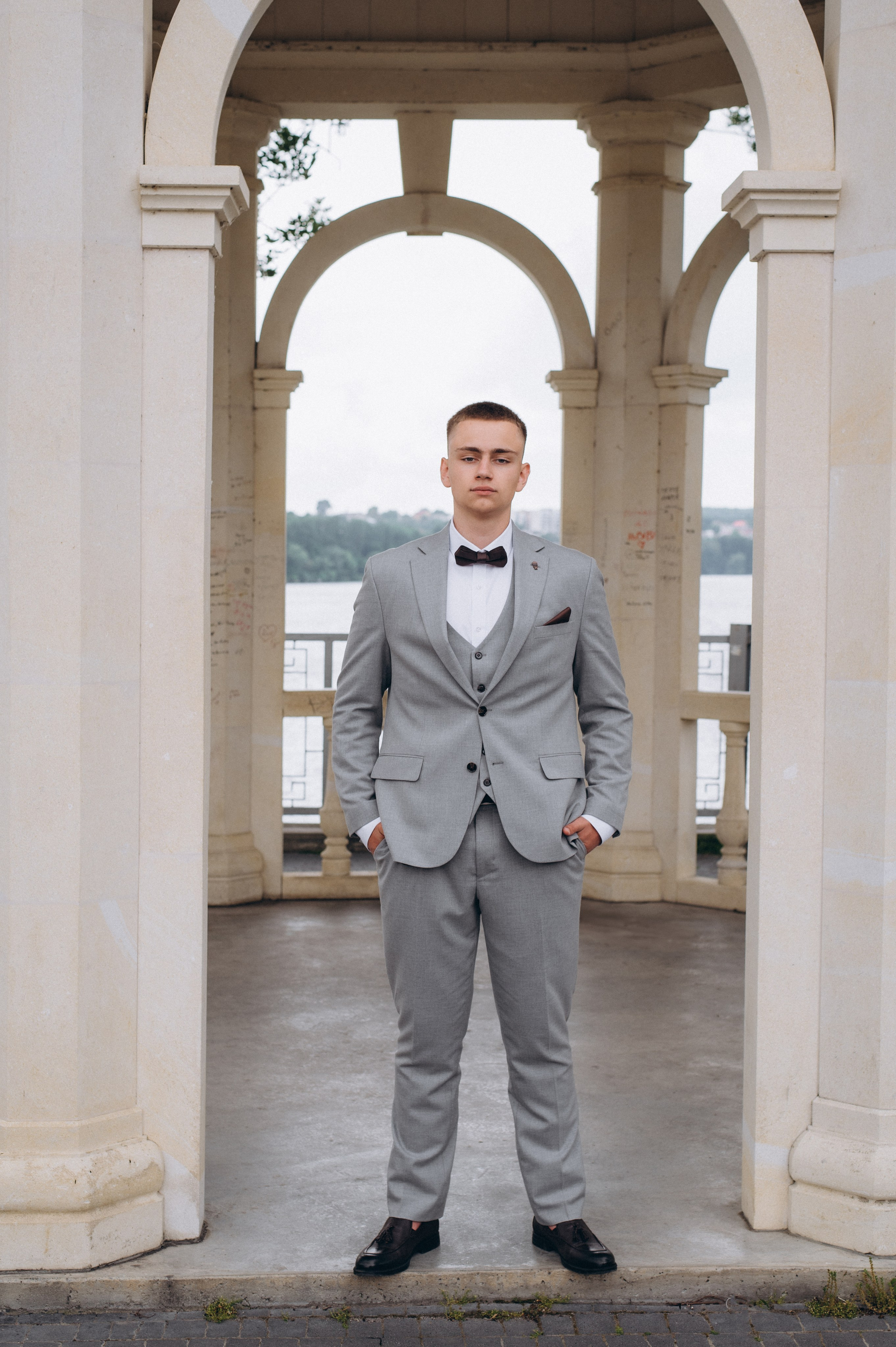 Випускники 2025, фотосесія випускного Тернопіль, фотосесія випускників Тернопіль, зйомка випускного, фотосесія випускного. Сімейний, дитячий та індивідуальний фотограф в м. Тернопіль, м. Львів