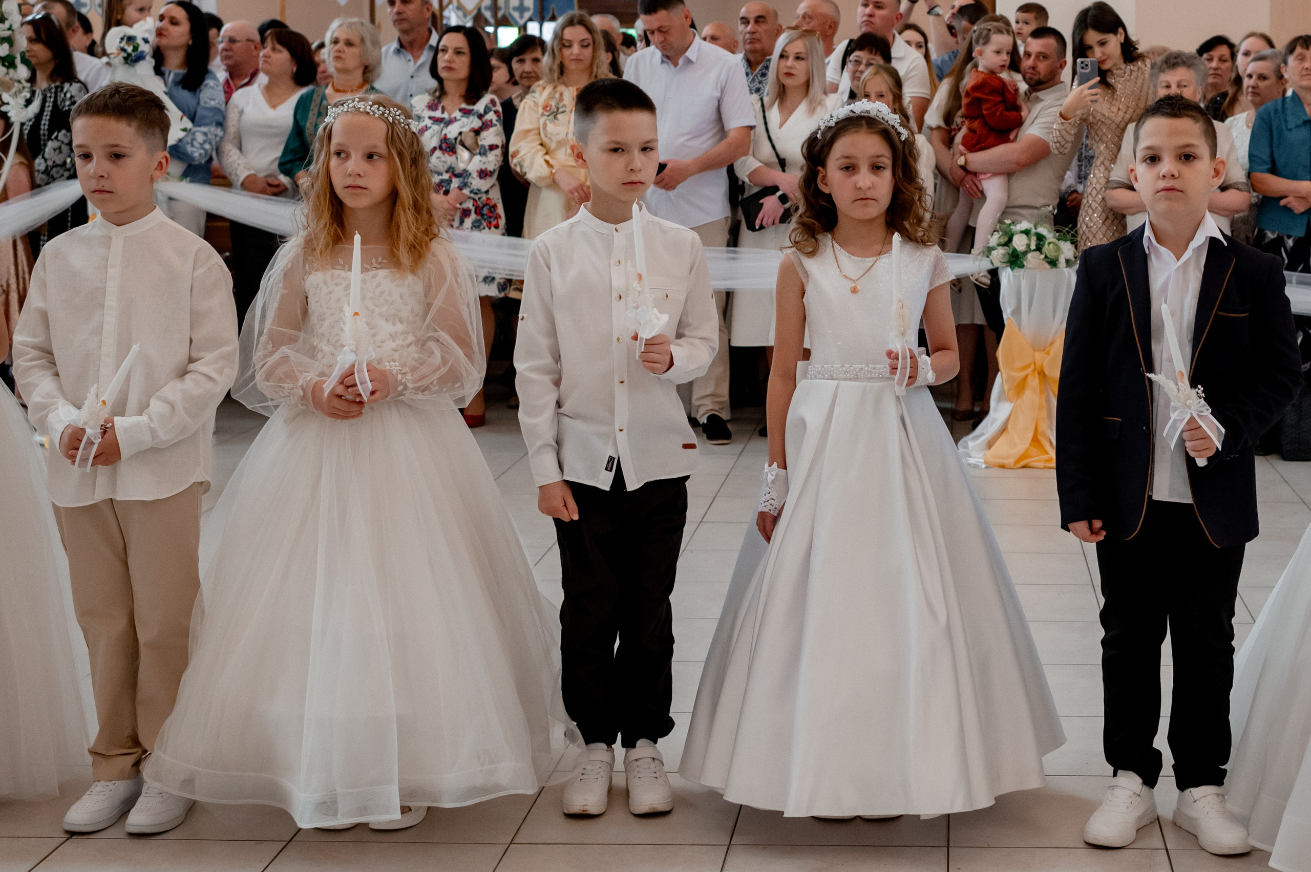 Фотосесія Першого Причастя Тернопіль, зйомка Причастя Тернопіль, Таїнство Першого Причастя Тернопіль, Катедра Причастя Тернопіль. Сімейний, дитячий та індивідуальний фотограф в м. Тернопіль, м. Львів