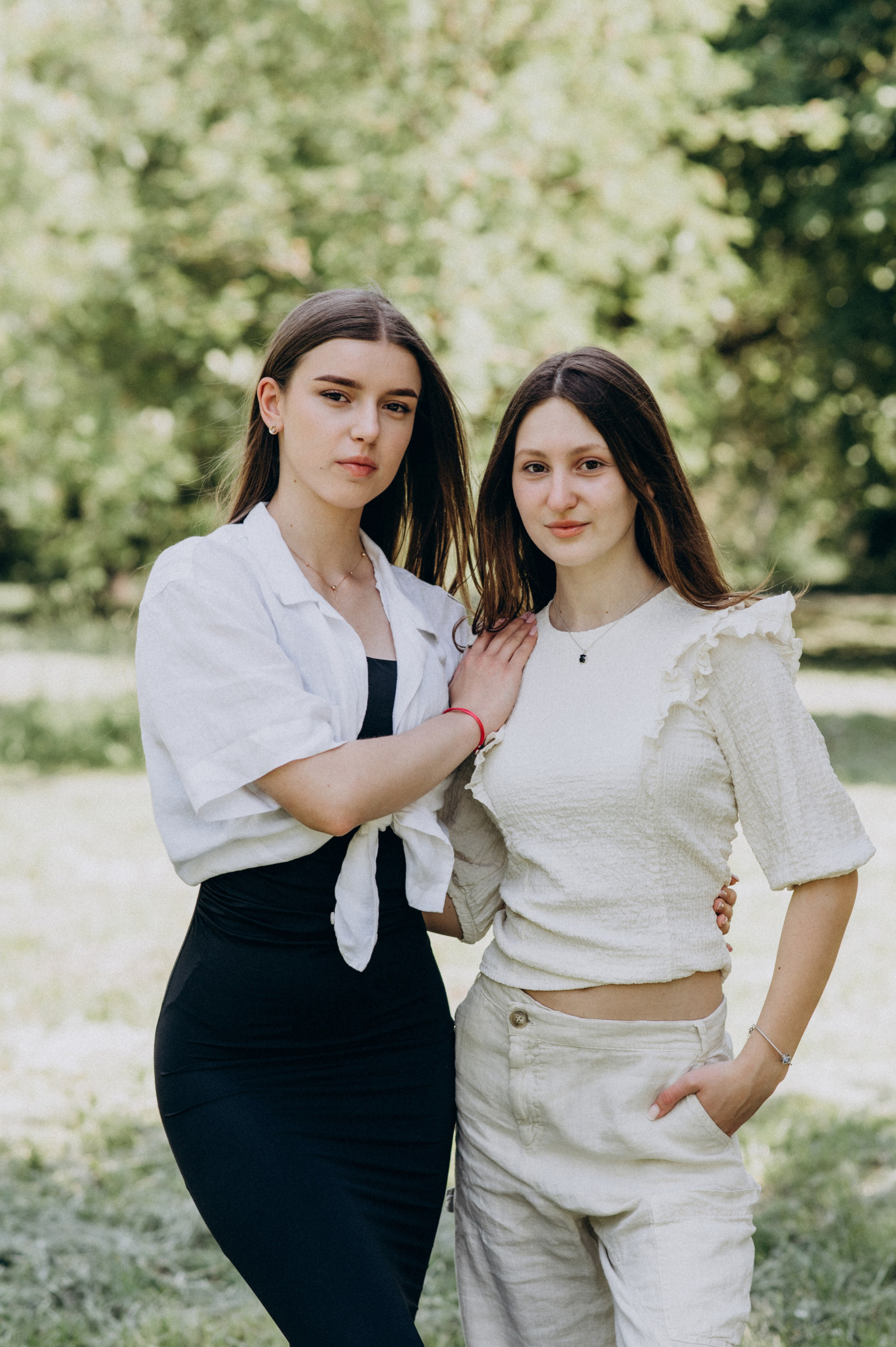 Фотосесія випускників, зйомка випускників Тернопіль Львів, випускні фотоальбоми Тернопіль, шкільні фотоальбоми Тернопіль. Сімейний, дитячий та індивідуальний фотограф в м. Тернопіль, м. Львів