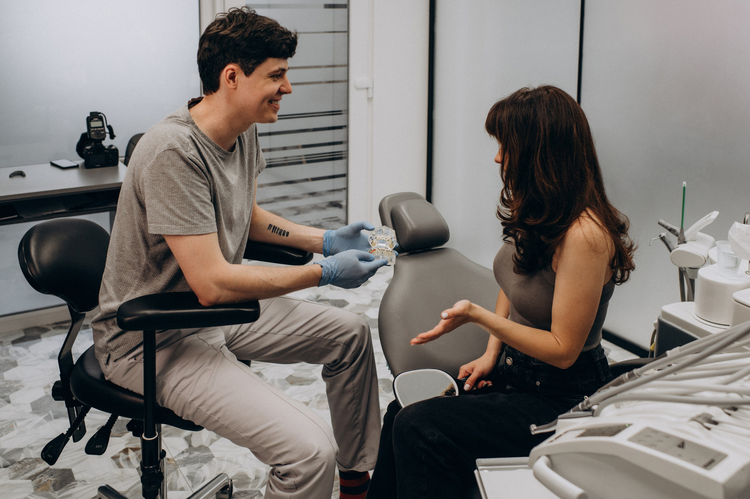 Фотосесія стоматології, зйомка стоматологічної клініки, контент для стоматолога. Сімейний, дитячий та індивідуальний фотограф в м. Тернопіль, м. Львів