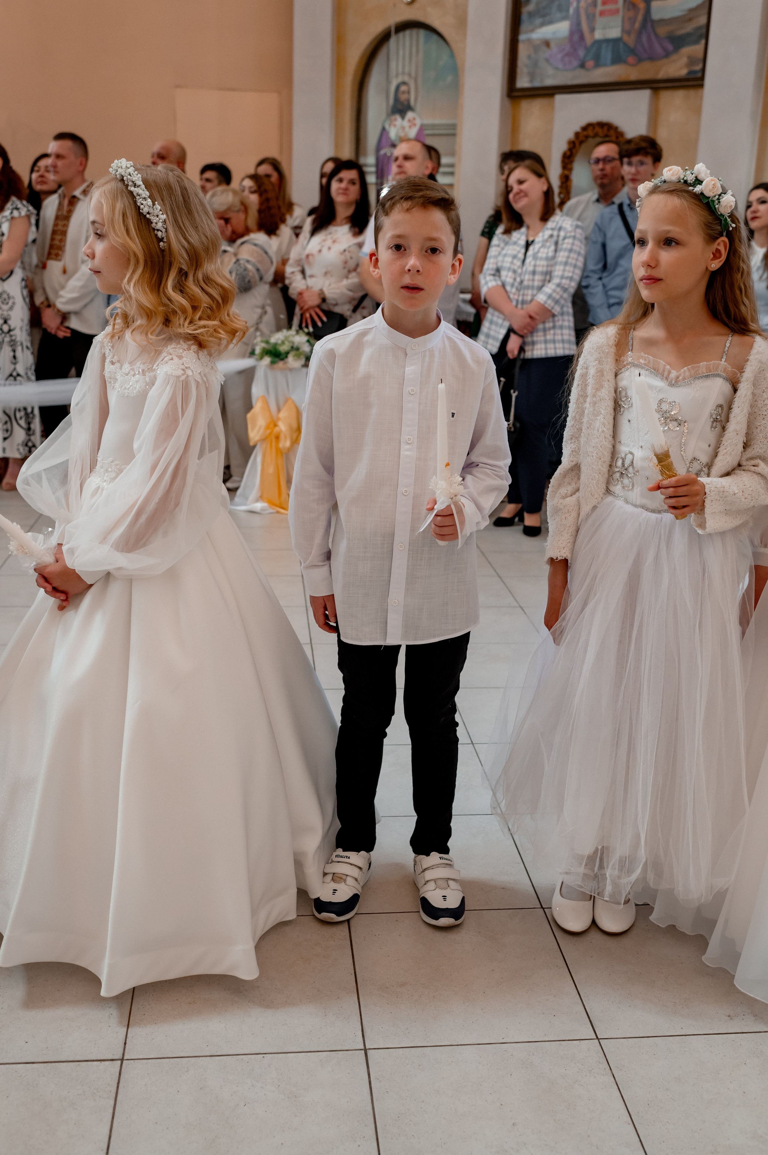 Фотосесія Першого Причастя Тернопіль, зйомка Причастя Тернопіль, Таїнство Першого Причастя Тернопіль, Катедра Причастя Тернопіль. Сімейний, дитячий та індивідуальний фотограф в м. Тернопіль, м. Львів