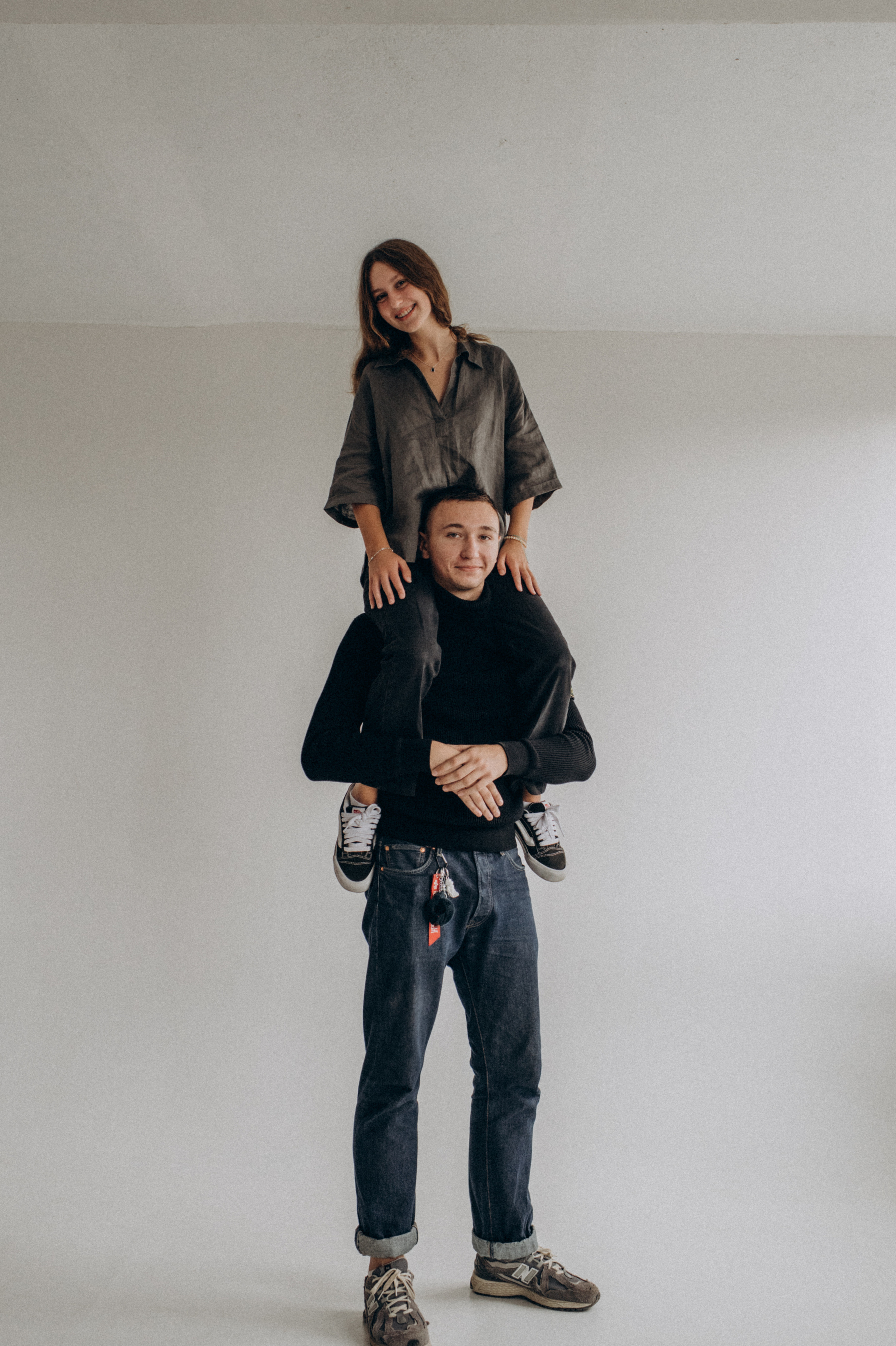 Фотосесія на віньєтки, фотосесія випускників, шкільна фотосесія. Сімейний, дитячий та індивідуальний фотограф в м. Тернопіль, м. Львів