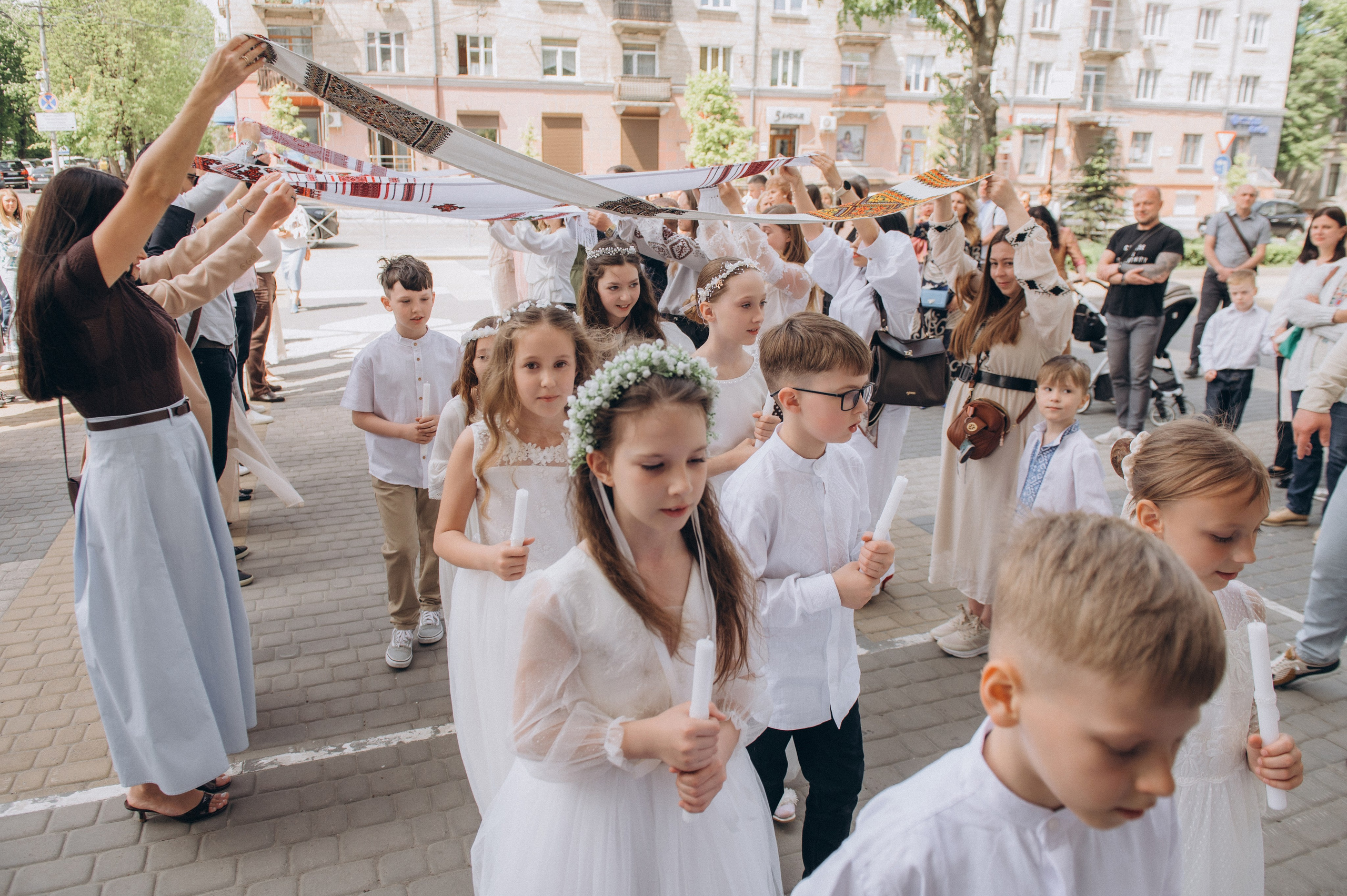 Фотосесія Першого Причастя Тернопіль, фотосесія Причастя Тернопіль, Таїнство Першого Причастя Тернопіль, Катедра Причастя Тернопіль. Сімейний, дитячий та індивідуальний фотограф в м. Тернопіль, м. Львів