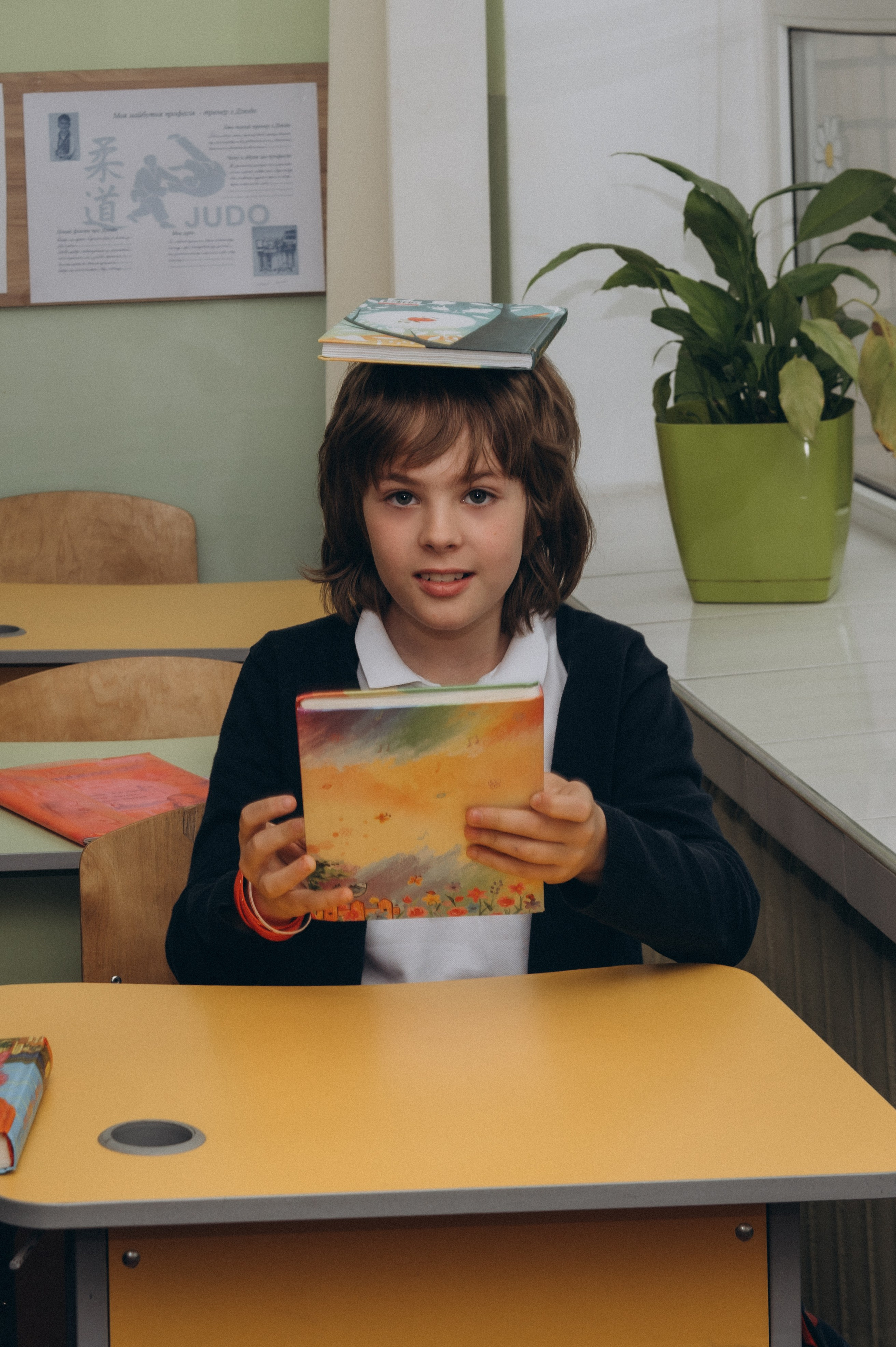 Шкільна фотосесія на віньєтки Тернопіль, фотосесія випускників Тернопіль, зйомка на віньєтки, шкільні фотоальбоми Тернопіль. Сімейний, дитячий та індивідуальний фотограф в м. Тернопіль, м. Львів