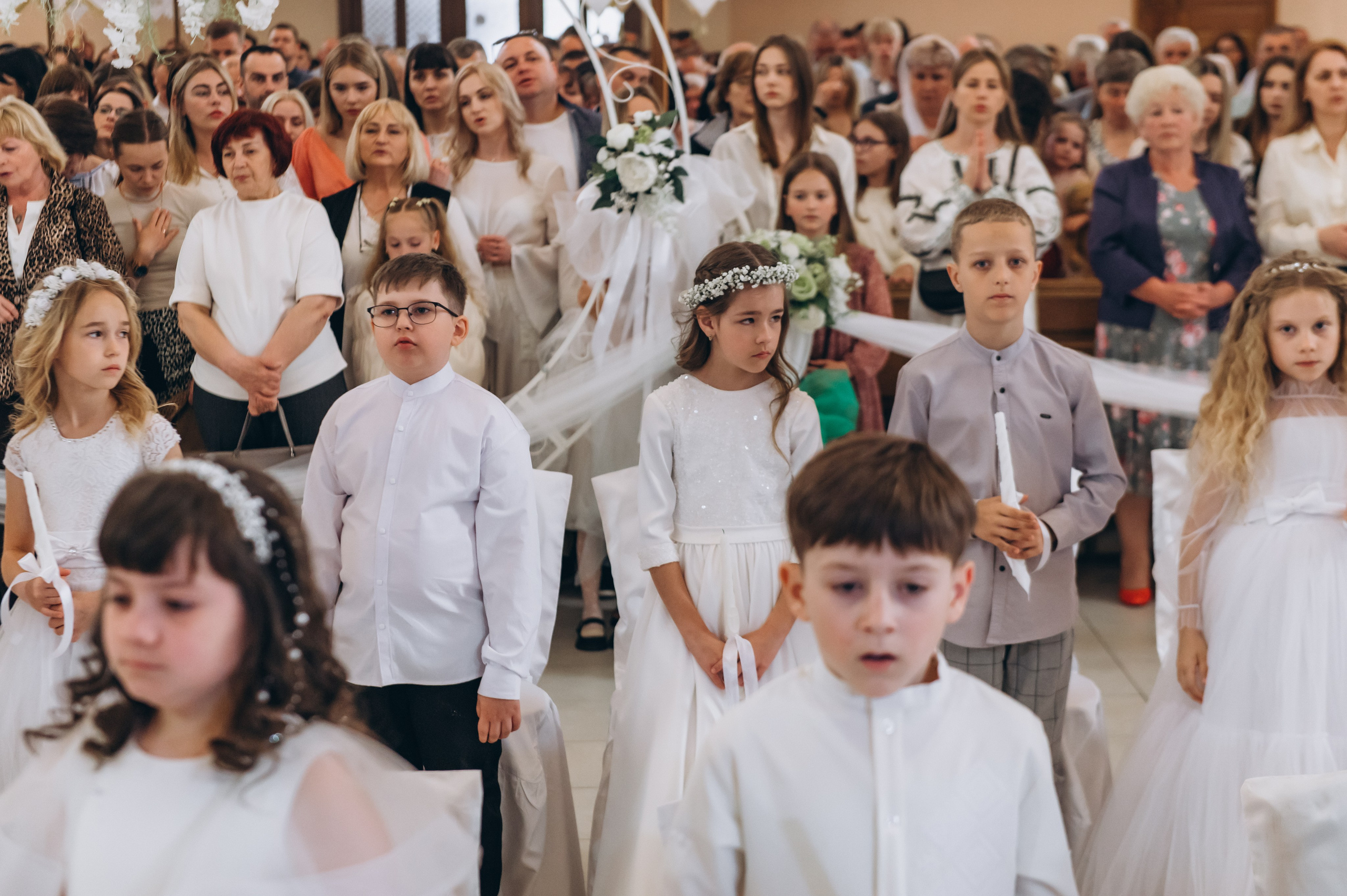 Фотосесія Причастя Тернопіль, зйомка Причастя, фотограф на Причастя Тернопіль, Причастя Львів, церква Петра і Павла. Сімейний, дитячий та індивідуальний фотограф в м. Тернопіль, м. Львів