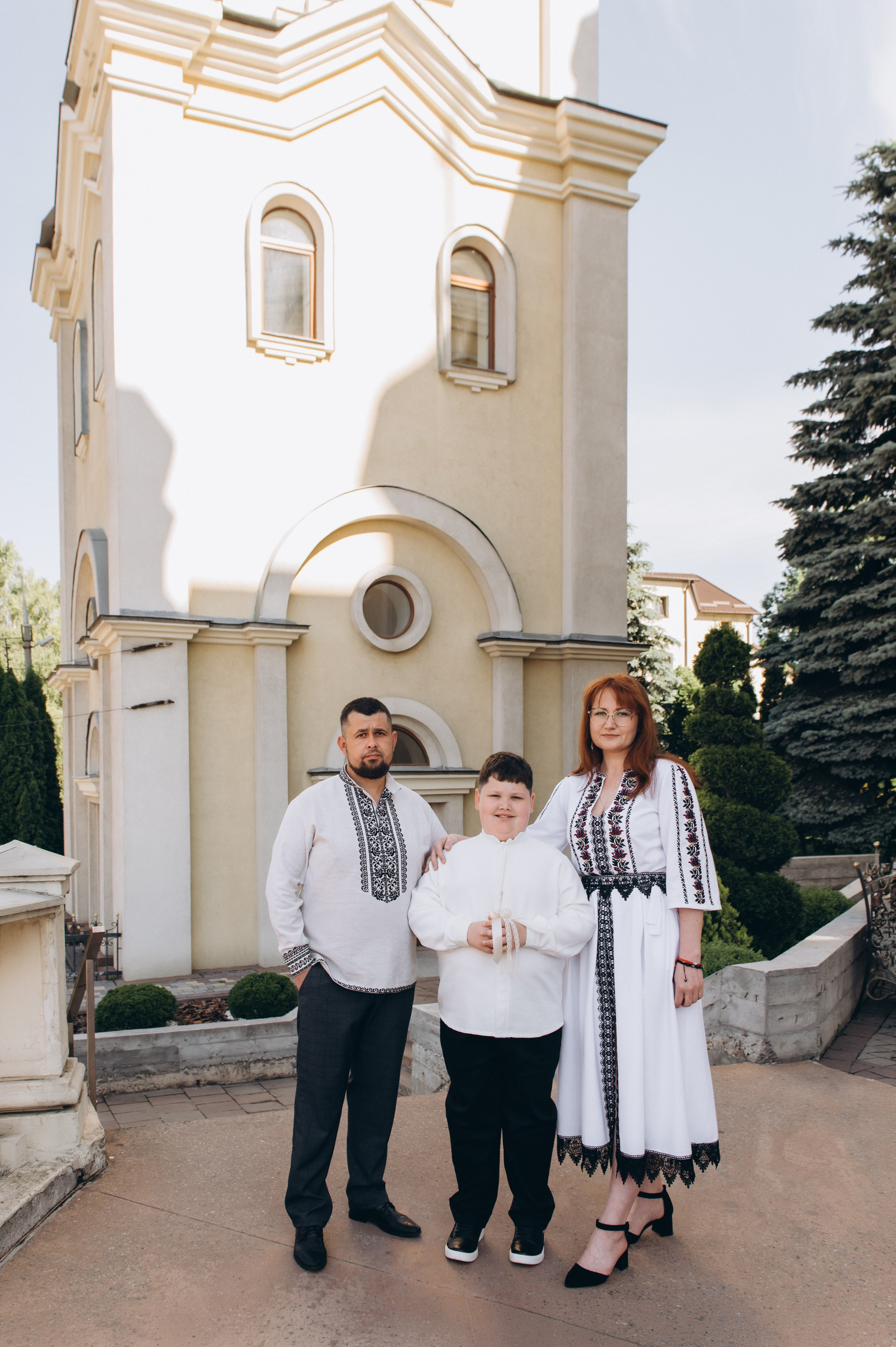 Фотосесія Першого Причастя Тернопіль, зйомка Першого Причастя Тернопіль, Церква Успіння Пресвятої Богородиці Причастя Тернопіль. Сімейний, дитячий та індивідуальний фотограф в м. Тернопіль, м. Львів