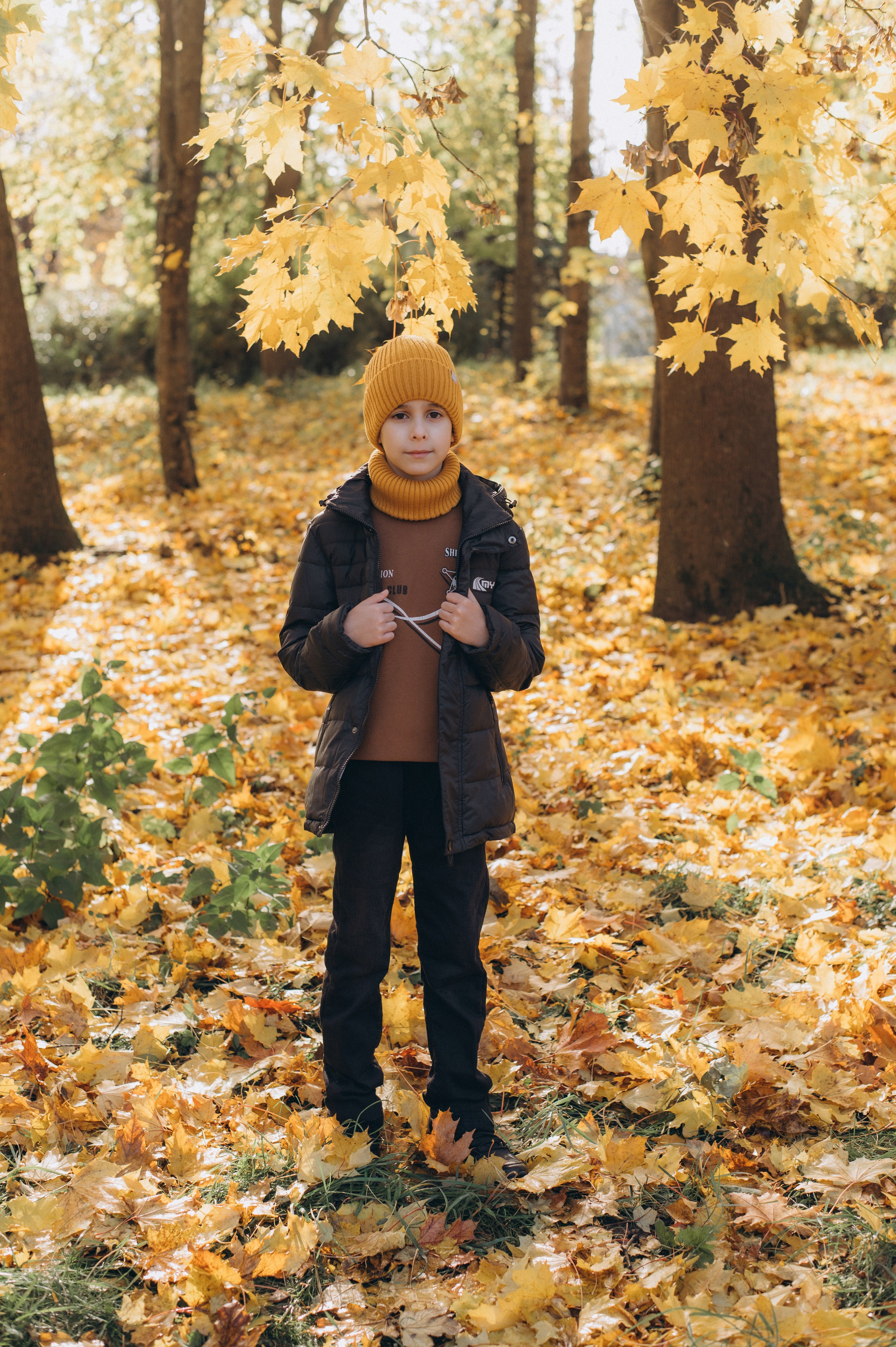 Осіння фотосесія 4 класу на віньєтки, випускні фотоальбоми Тернопіль, фотосесія випускників Тернопіль, шкільний випускний альбом Тернопіль. Сімейний, дитячий та індивідуальний фотограф в м. Тернопіль, м. Львів