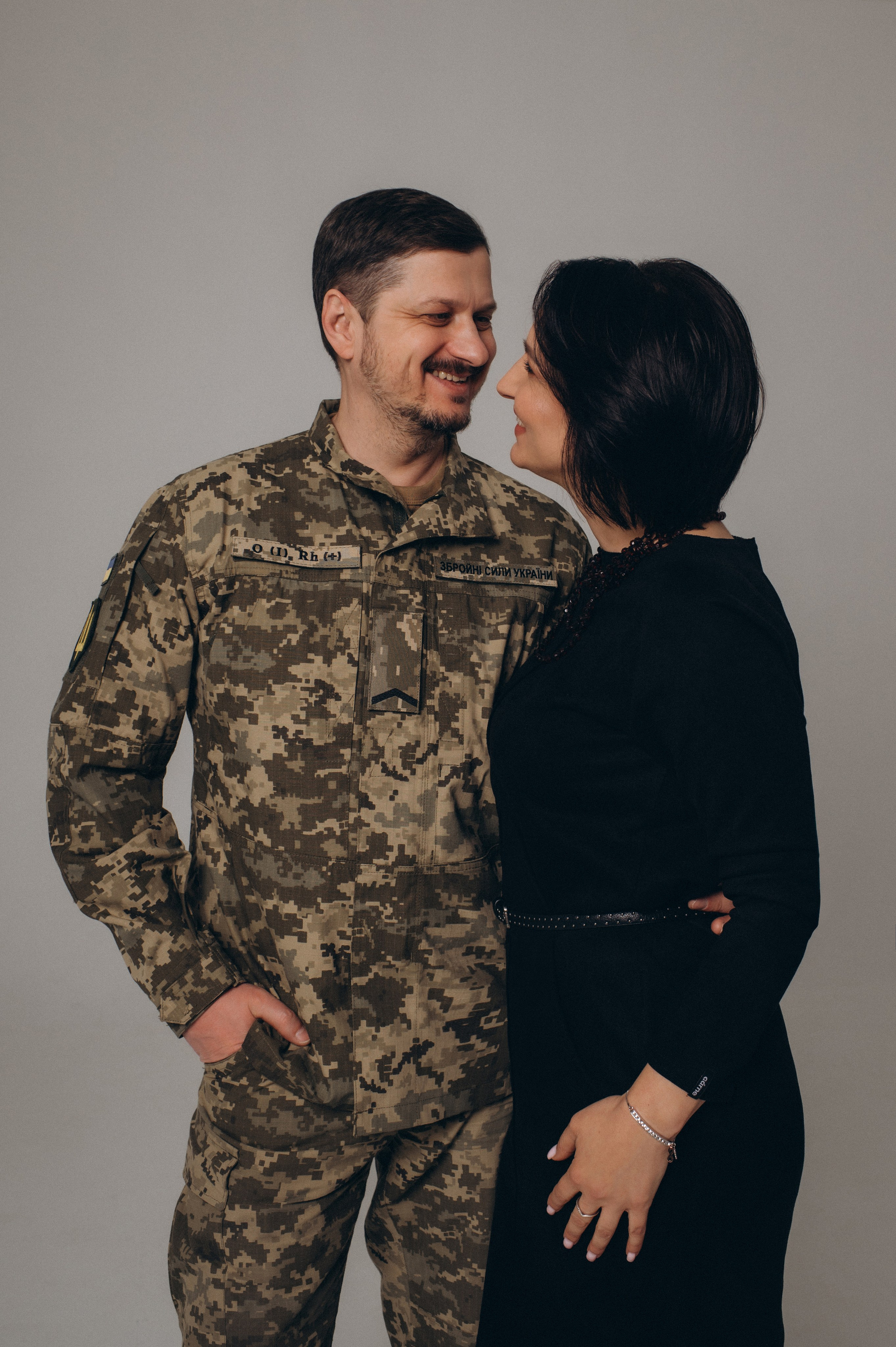 Фотосесія лавсторі Тернопіль, зйомка lovestory Тернопіль, сімейний фотограф Тернопіль, фотосесія пари в студії, сімейна фотосесія Тернопіль. Сімейний, дитячий та індивідуальний фотограф в м. Тернопіль, м. Львів