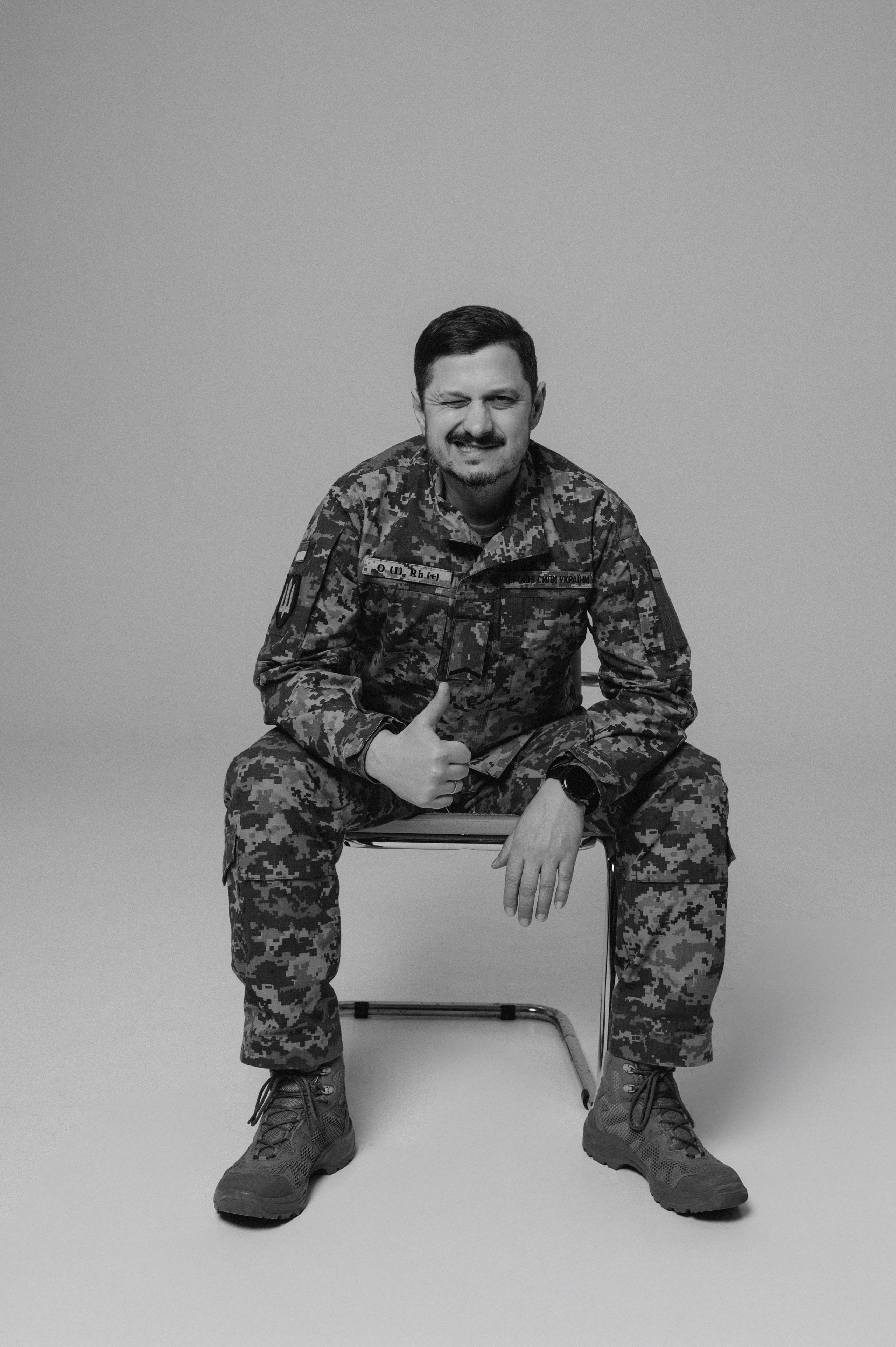 Фотосесія лавсторі Тернопіль, зйомка lovestory Тернопіль, сімейний фотограф Тернопіль, фотосесія пари в студії, сімейна фотосесія Тернопіль. Сімейний, дитячий та індивідуальний фотограф в м. Тернопіль, м. Львів