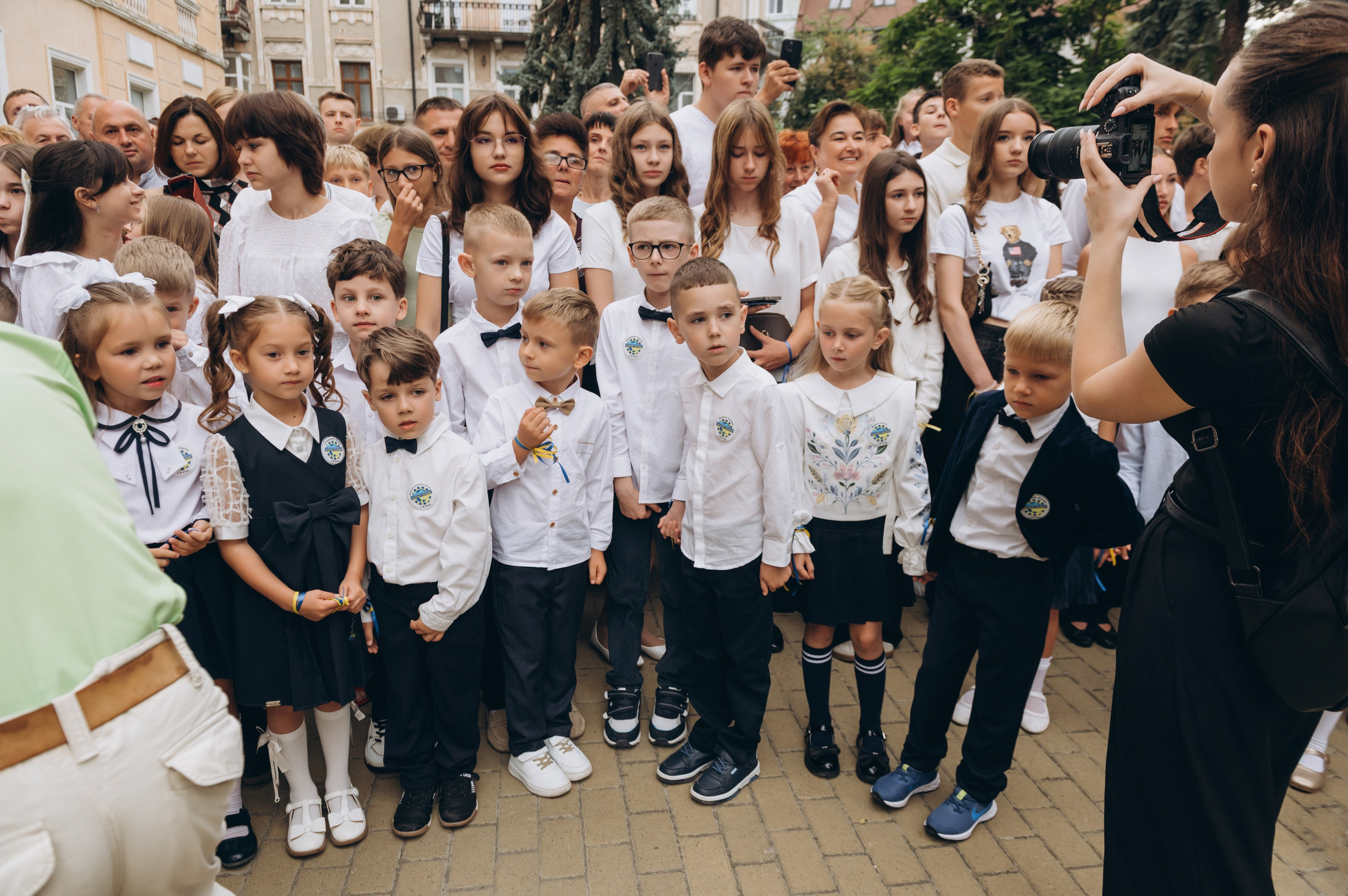 Перший дзвоник у Тернополі, фотосесія першокласників