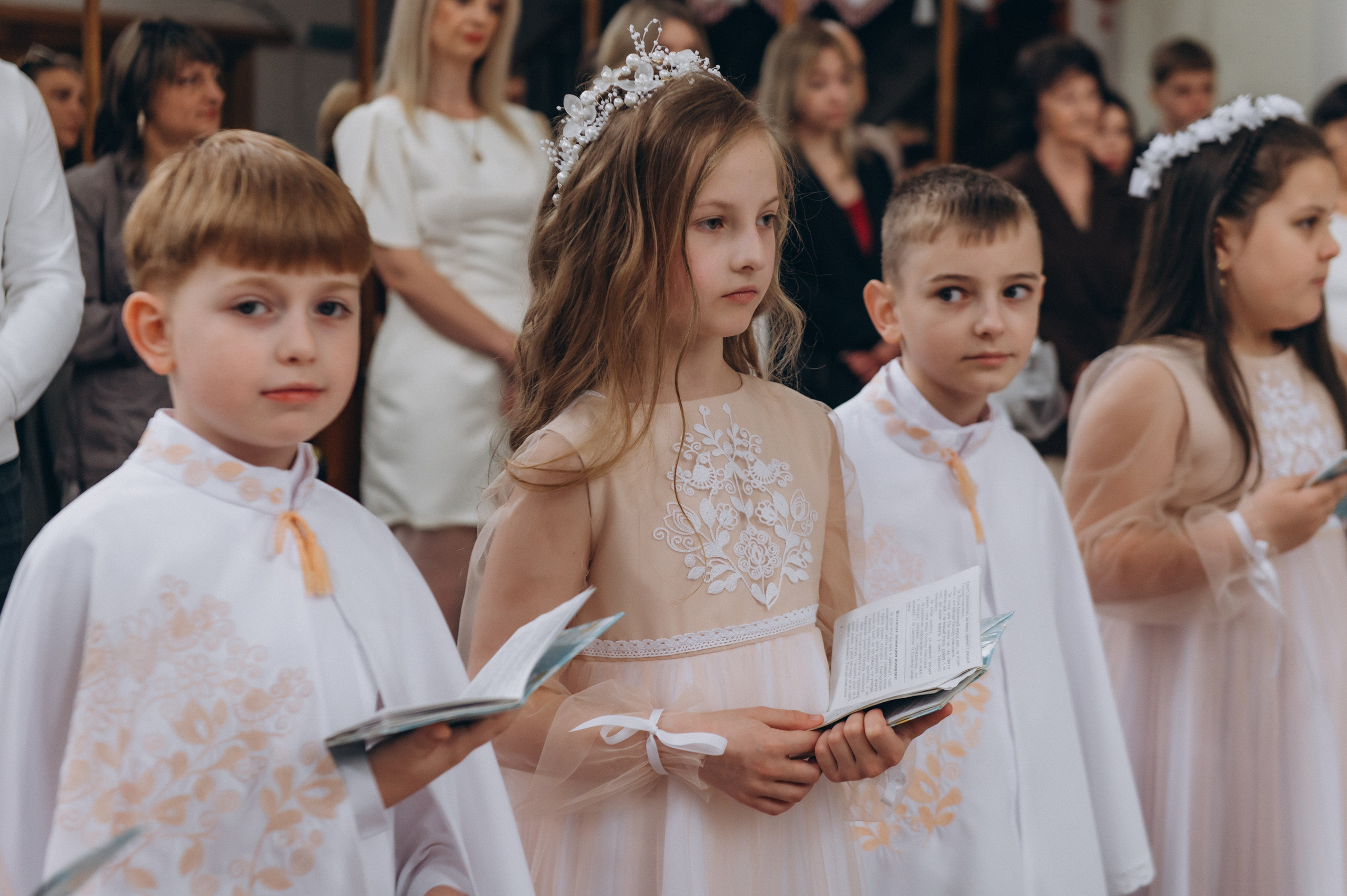 Фотосесія Причастя Тернопіль, зйомка Причастя, фотограф на Причастя Тернопіль, Причастя Львів, Причастя церква Михаїла Тернопіль. Сімейний, дитячий та індивідуальний фотограф в м. Тернопіль, м. Львів