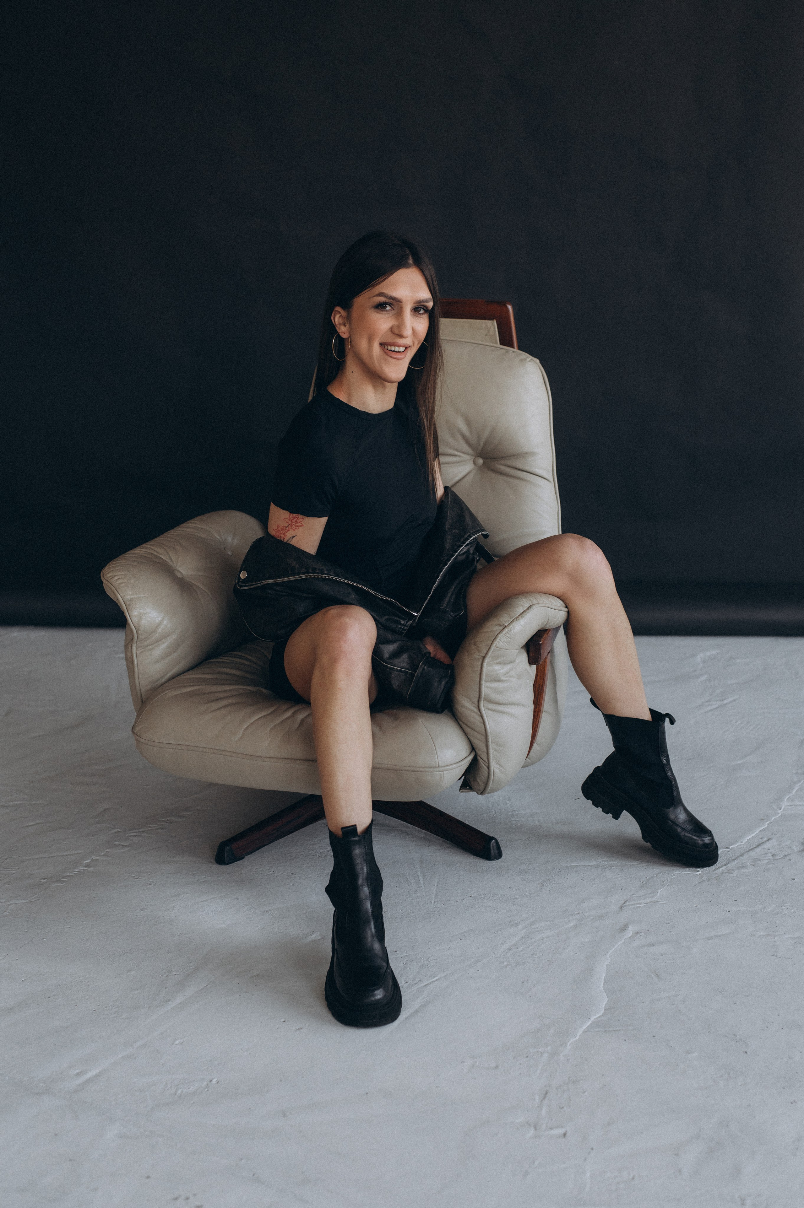 Індивідуальна фотосесія Тернопіль, студійна зйомка Львів, портретний фотограф Тернопіль. Сімейний, дитячий та індивідуальний фотограф в м. Тернопіль, м. Львів