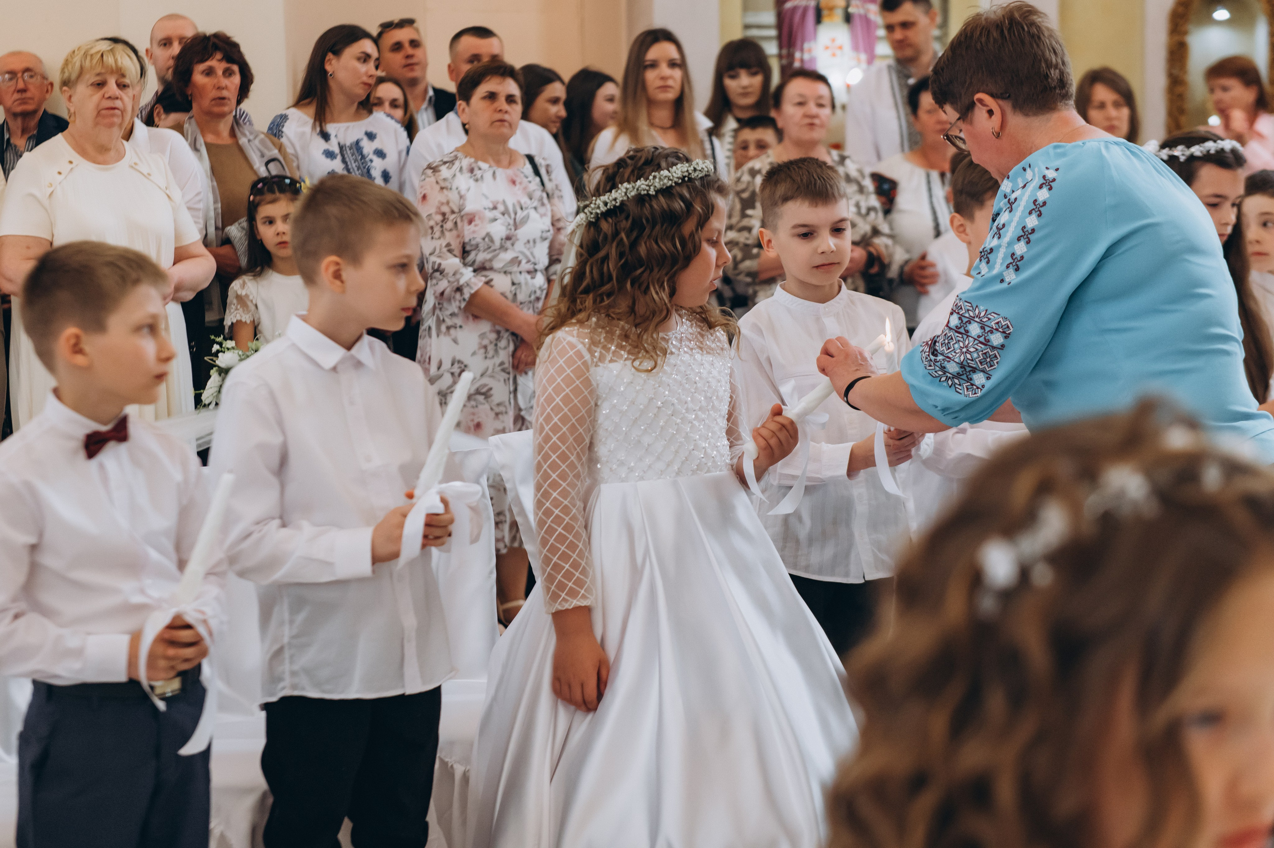 Фотосесія Причастя Тернопіль, зйомка Причастя, фотограф на Причастя Тернопіль, Причастя Львів, церква Петра і Павла. Сімейний, дитячий та індивідуальний фотограф в м. Тернопіль, м. Львів