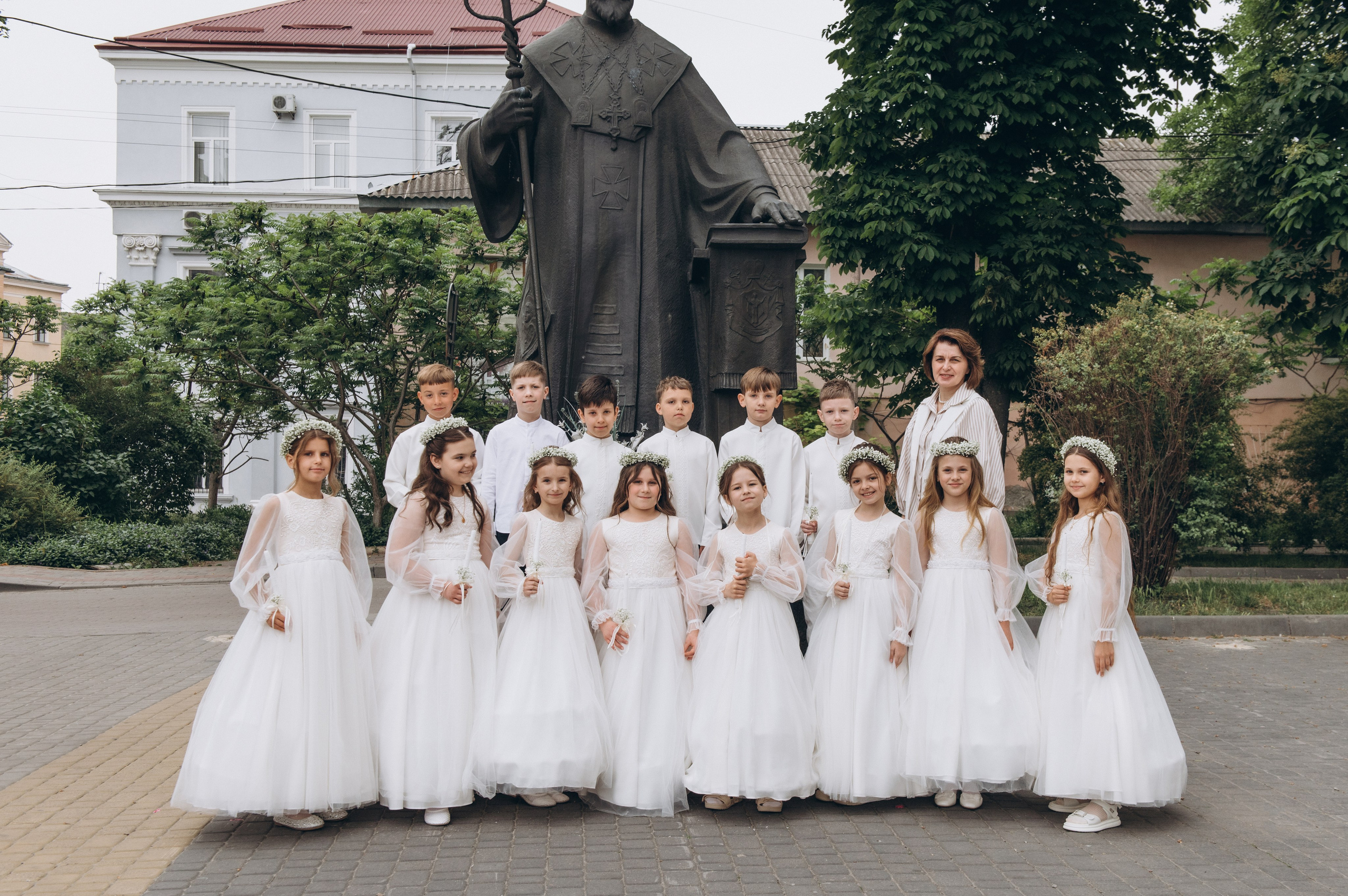 Фотосесія Першого Причастя Тернопіль, фотосесія Причастя Тернопіль, Таїнство Першого Причастя Тернопіль, Катедра Причастя Тернопіль. Сімейний, дитячий та індивідуальний фотограф в м. Тернопіль, м. Львів