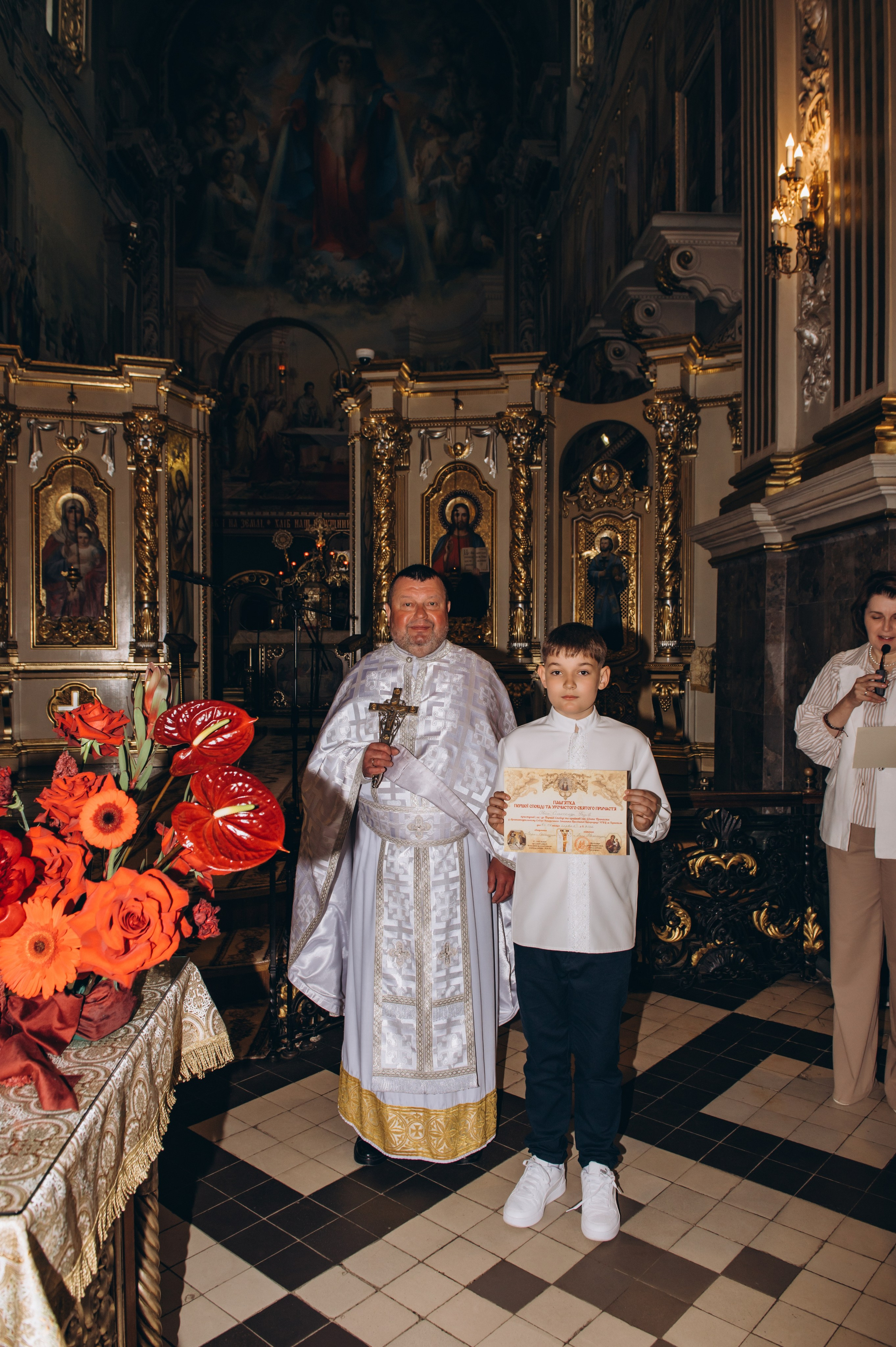 Фотосесія Першого Причастя Тернопіль, фотосесія Причастя Тернопіль, Таїнство Першого Причастя Тернопіль, Катедра Причастя Тернопіль. Сімейний, дитячий та індивідуальний фотограф в м. Тернопіль, м. Львів