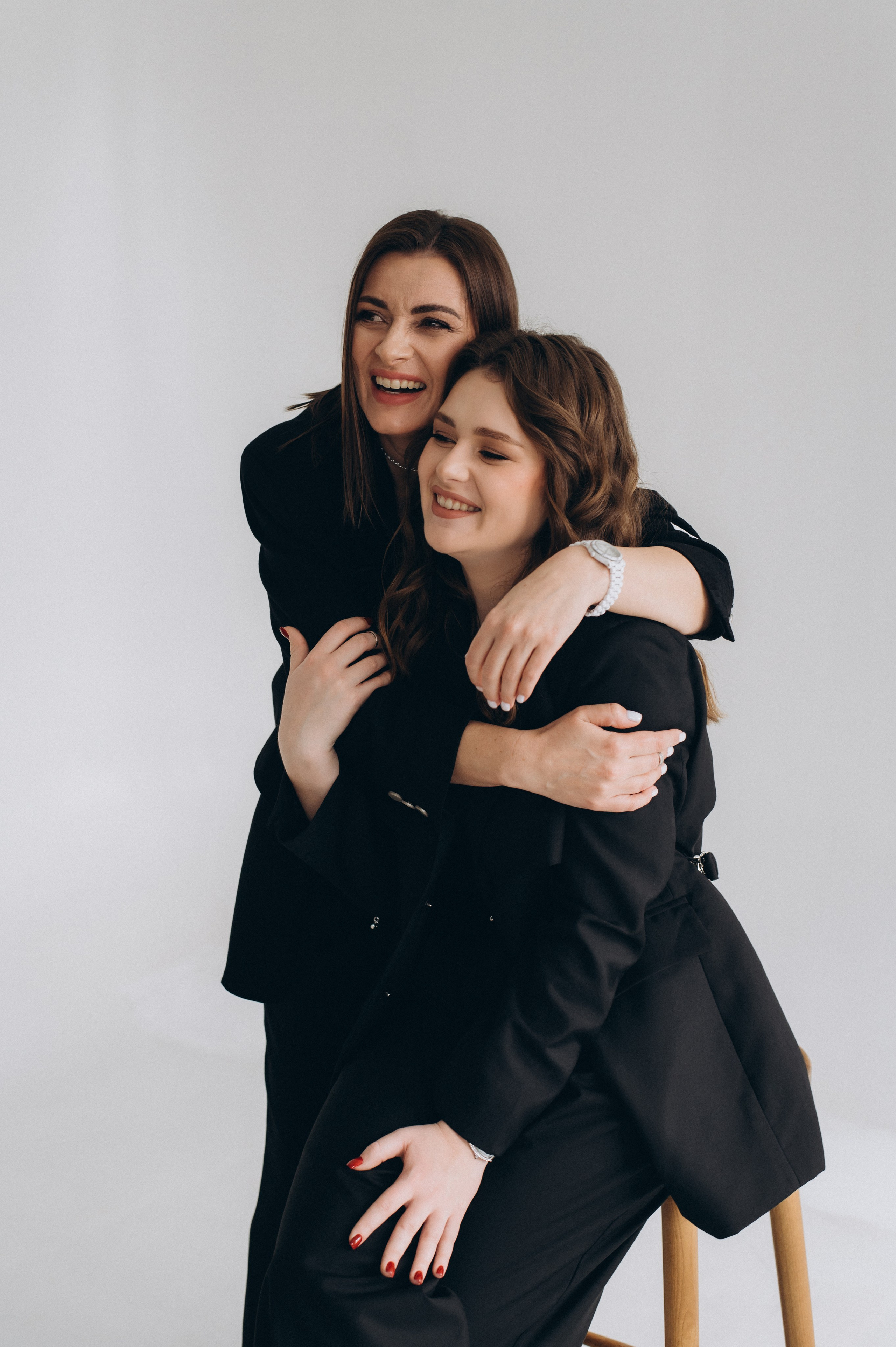 Сімейна фотосесія мами і донечок, сімейний фотограф Тернопіль, портретний фотограф Тернопіль, портретна фотосесія Львів. Сімейний, дитячий та індивідуальний фотограф в м. Тернопіль, м. Львів