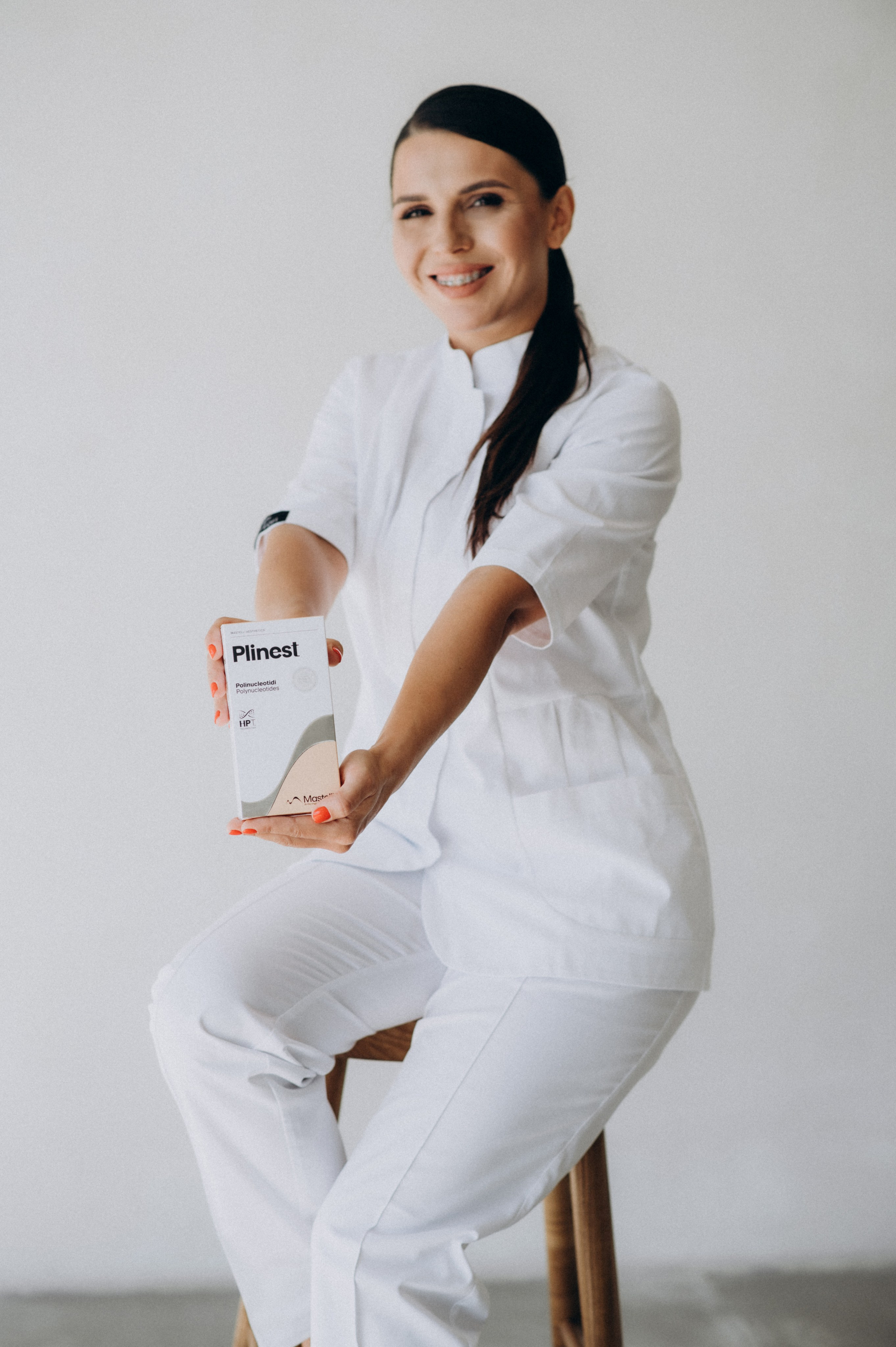 Портретна зйомка Тернопіль, контент-зйомка для лікаря, фотосесія лікаря у студії Тернопіль. Сімейний, дитячий та індивідуальний фотограф в м. Тернопіль, м. Львів