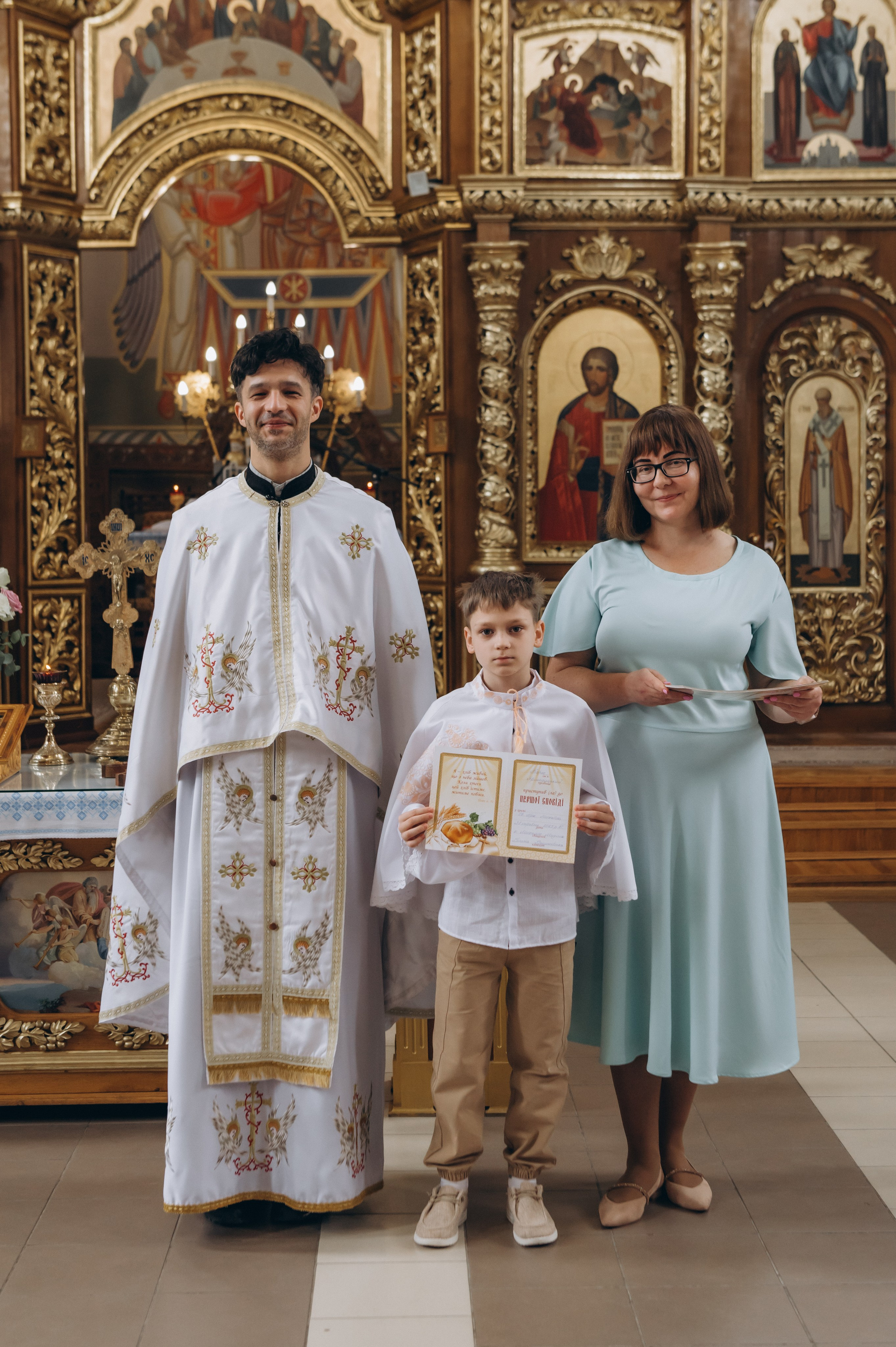 Фотосесія Причастя Тернопіль, зйомка Причастя, фотограф на Причастя Тернопіль, Причастя Львів, Причастя церква Михаїла Тернопіль. Сімейний, дитячий та індивідуальний фотограф в м. Тернопіль, м. Львів