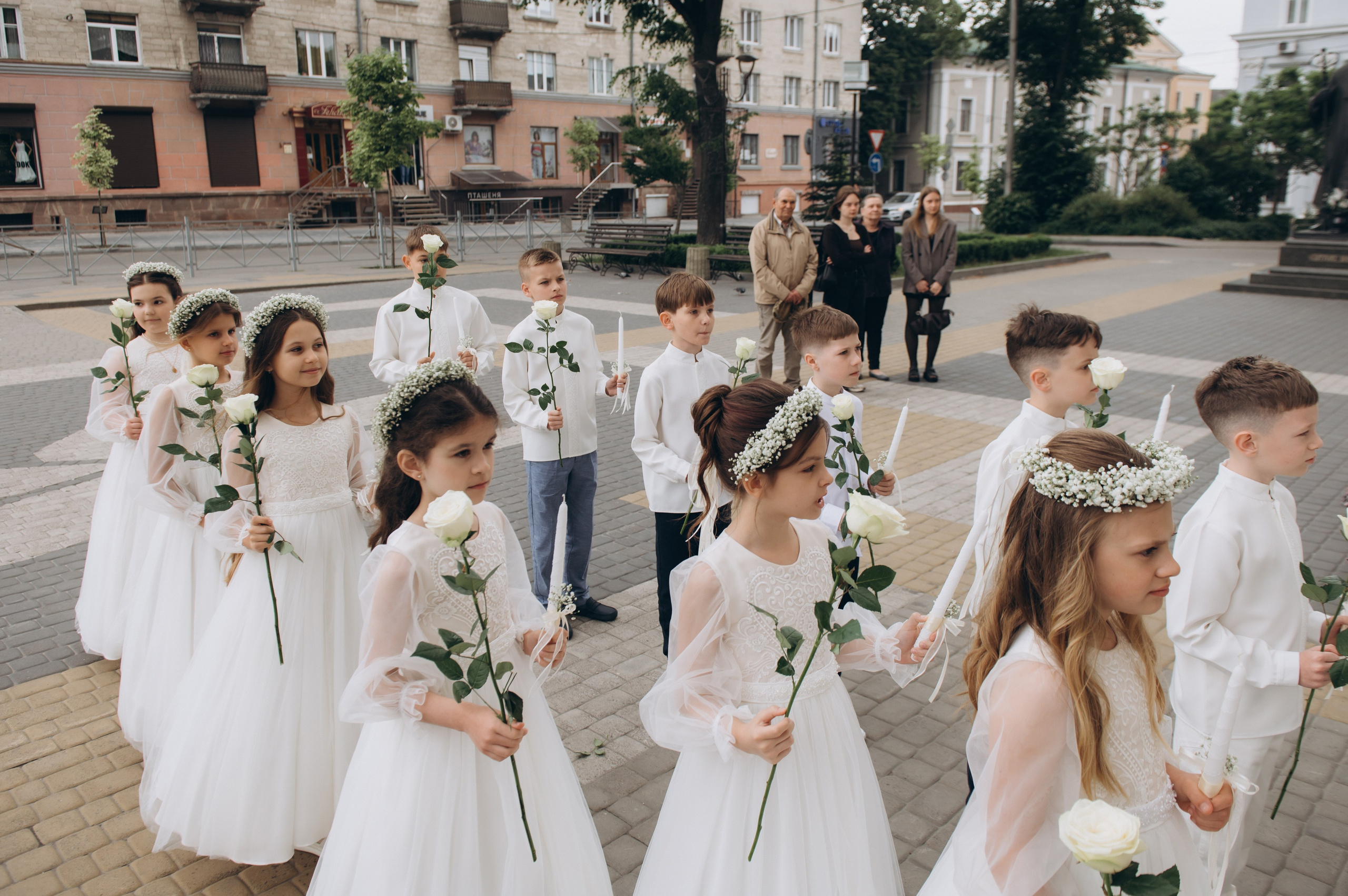 Фотосесія Першого Причастя Тернопіль, фотосесія Причастя Тернопіль, Таїнство Першого Причастя Тернопіль, Катедра Причастя Тернопіль. Сімейний, дитячий та індивідуальний фотограф в м. Тернопіль, м. Львів