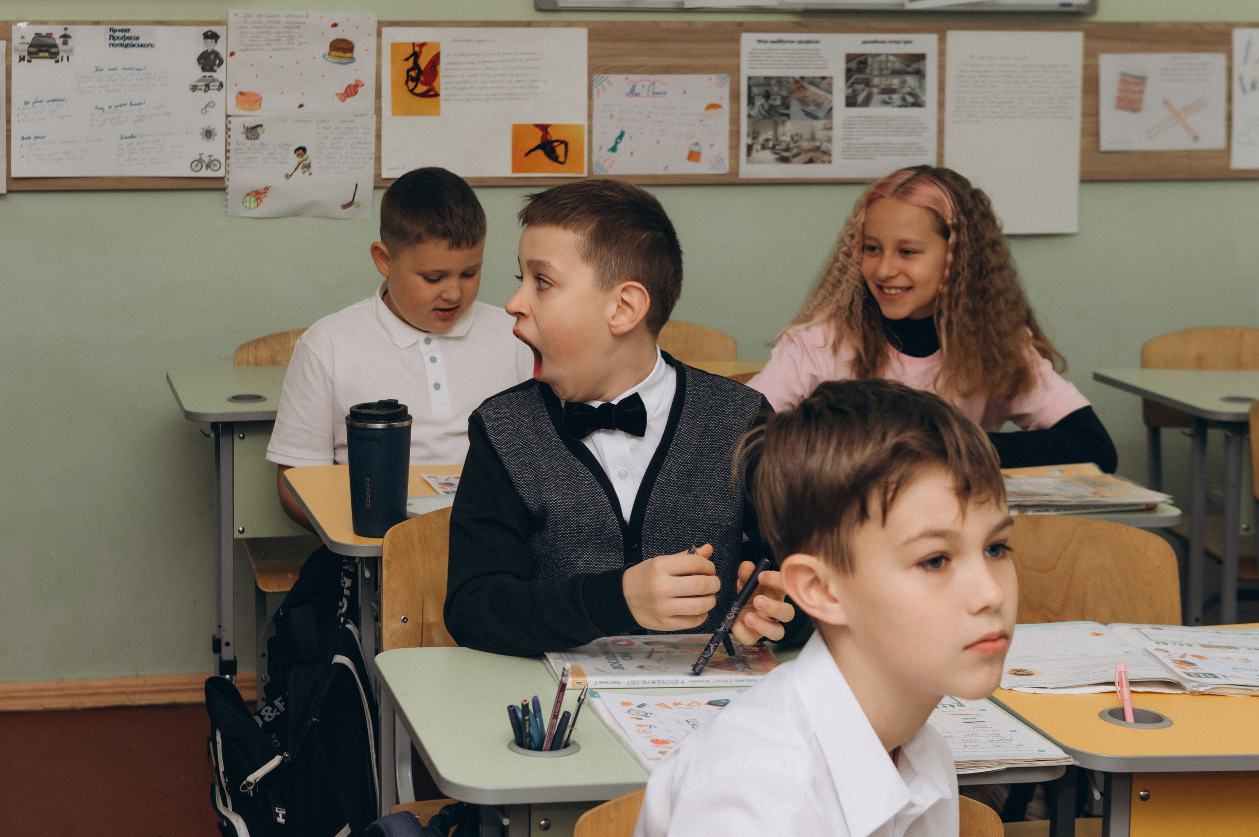 Шкільна фотосесія на віньєтки Тернопіль, фотосесія випускників Тернопіль, зйомка на віньєтки, шкільні фотоальбоми Тернопіль. Сімейний, дитячий та індивідуальний фотограф в м. Тернопіль, м. Львів