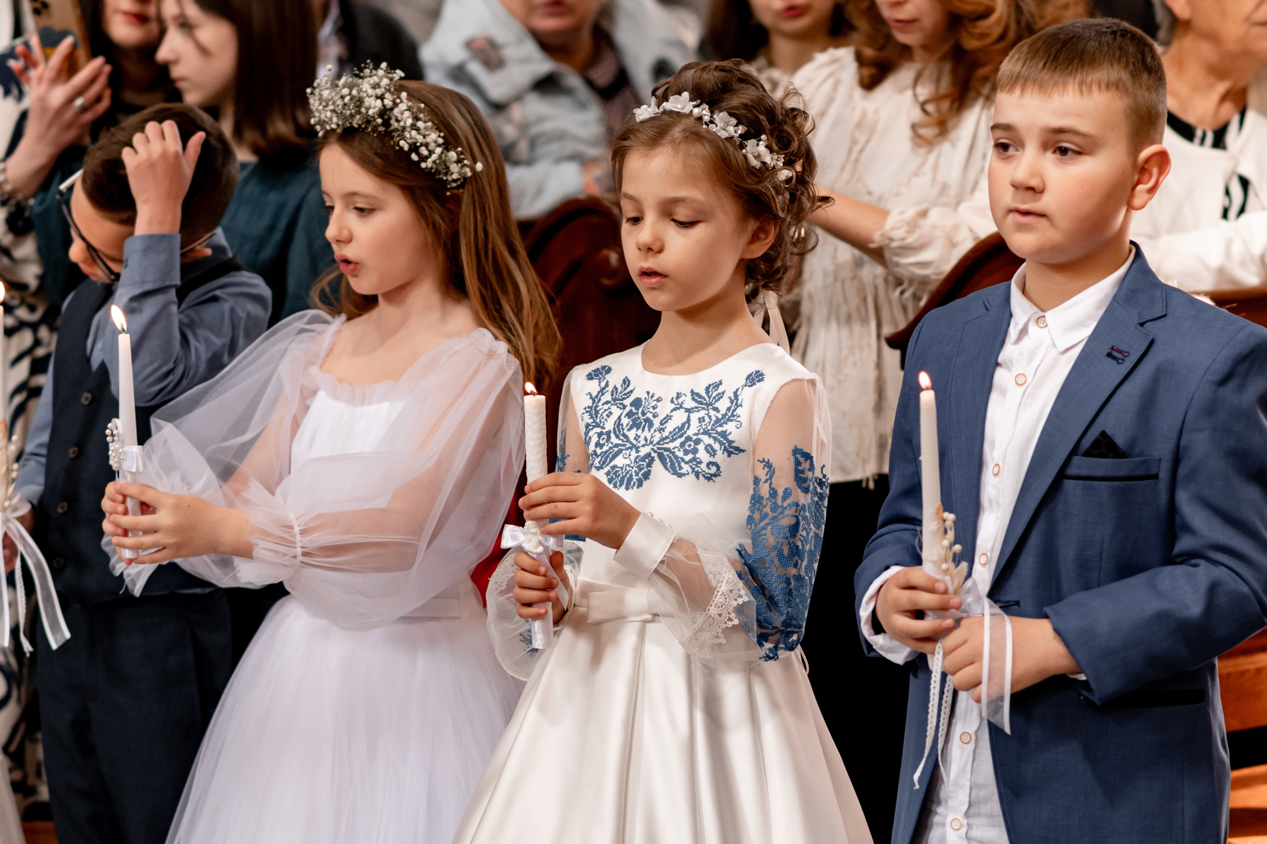 Фотосесія Першого Причастя Тернопіль, зйомка Причастя Тернопіль, Таїнство Першого Причастя Тернопіль, Катедра Причастя Тернопіль. Сімейний, дитячий та індивідуальний фотограф в м. Тернопіль, м. Львів