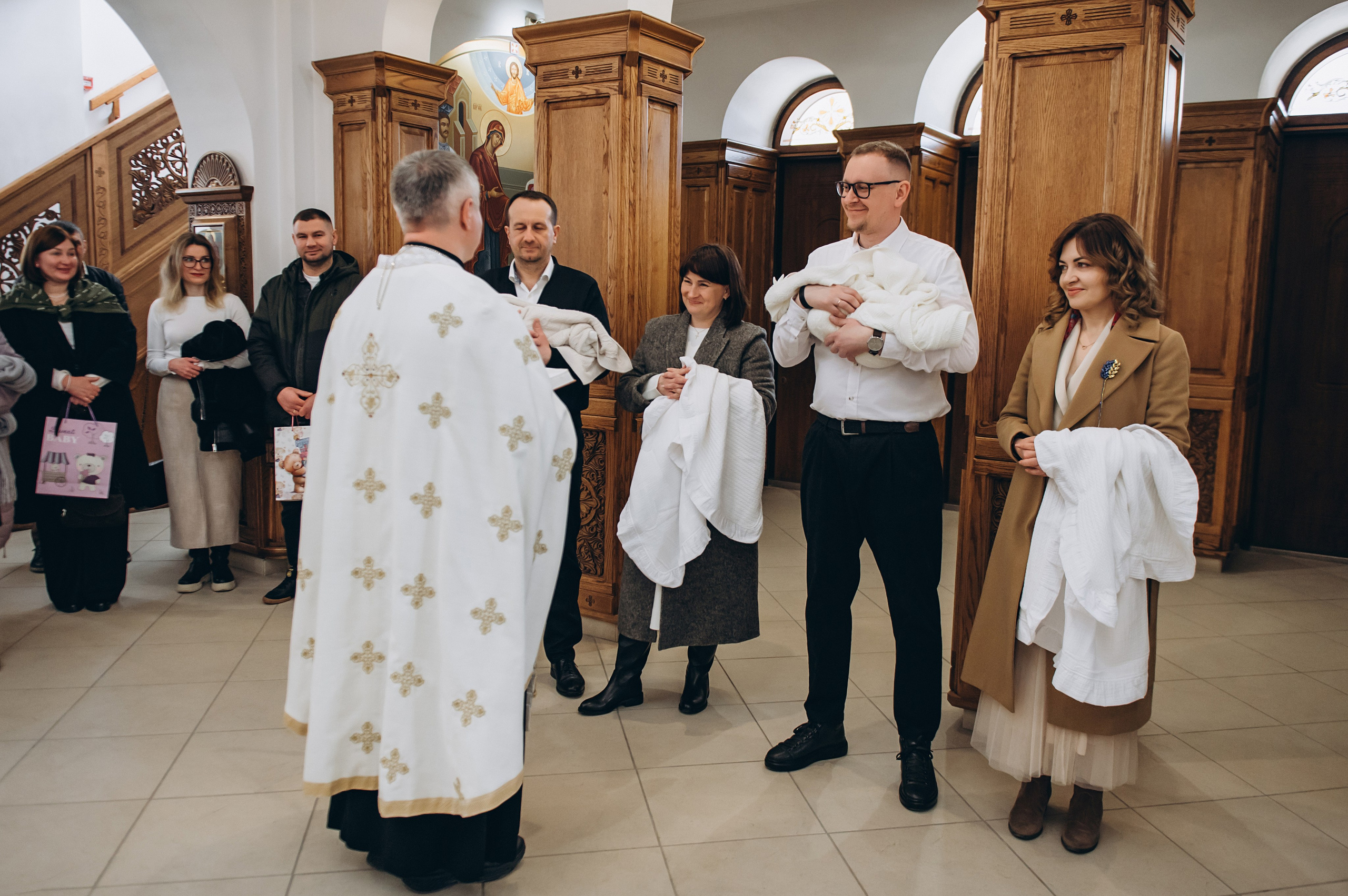 Фотосесія Хрещення Тернопіль, зйомка Хрестин Тернопіль, Храм Різдва Пресвятої Богородиці УГКЦ Тернопіль. Сімейний, дитячий та індивідуальний фотограф в м. Тернопіль, м. Львів