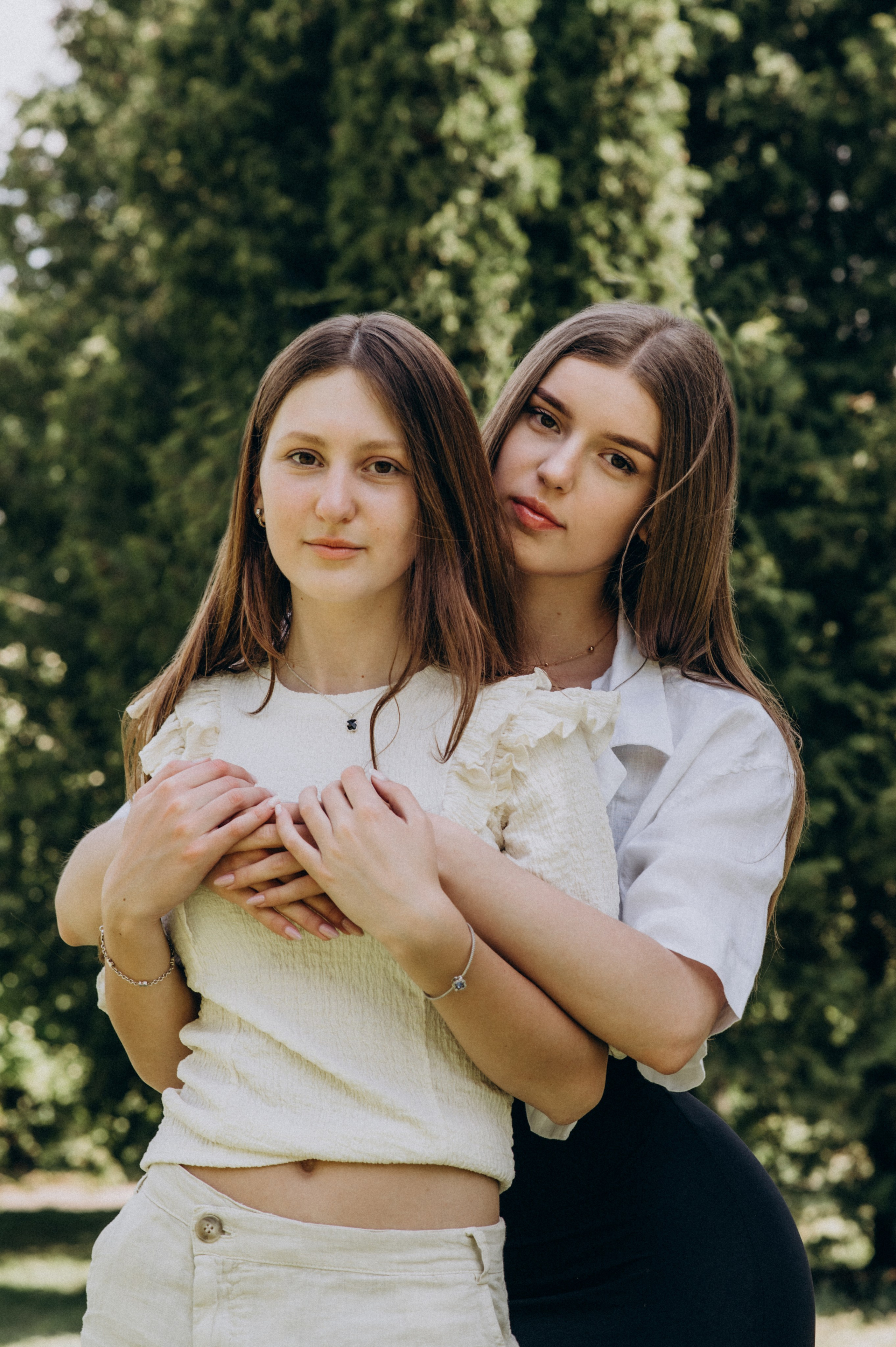 Фотосесія випускників, зйомка випускників Тернопіль Львів, випускні фотоальбоми Тернопіль, шкільні фотоальбоми Тернопіль. Сімейний, дитячий та індивідуальний фотограф в м. Тернопіль, м. Львів