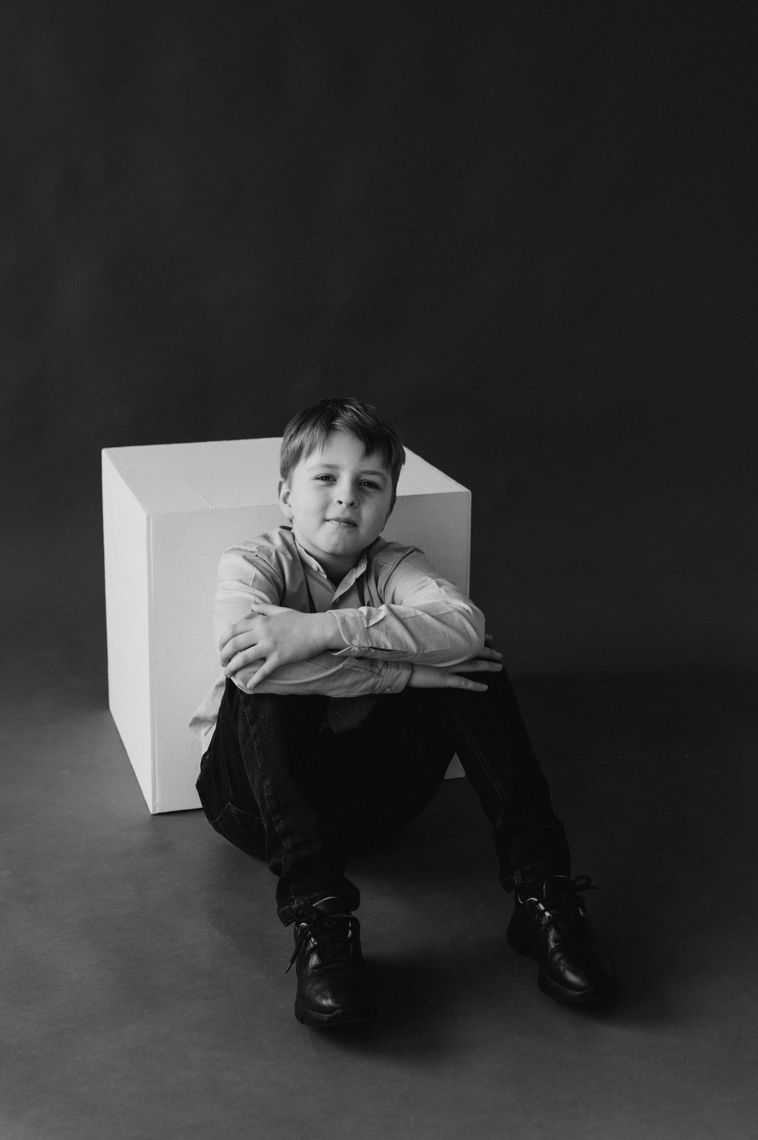 Шкільна фотосесія на віньєтки Тернопіль, шкільні альбоми, фотосесія випускників Тернопіль, випускний альбом, фотограф випускний Тернопіль. Сімейний, дитячий та індивідуальний фотограф в м. Тернопіль, м. Львів