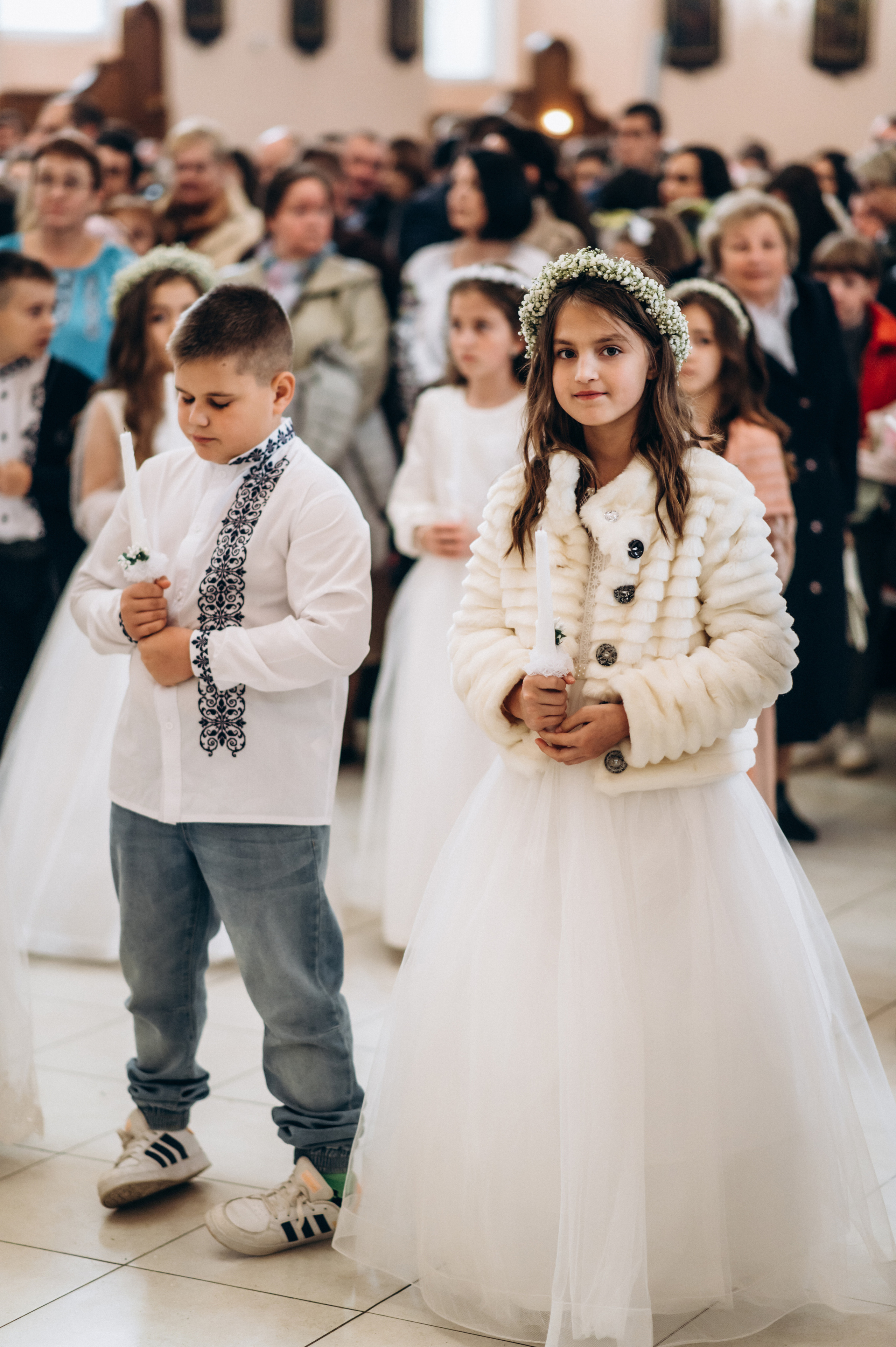 Фотосесія Першого Причастя Тернопіль, зйомка Причастя Тернопіль, Таїнство Першого Причастя Тернопіль, Катедра Причастя Тернопіль. Сімейний, дитячий та індивідуальний фотограф в м. Тернопіль, м. Львів
