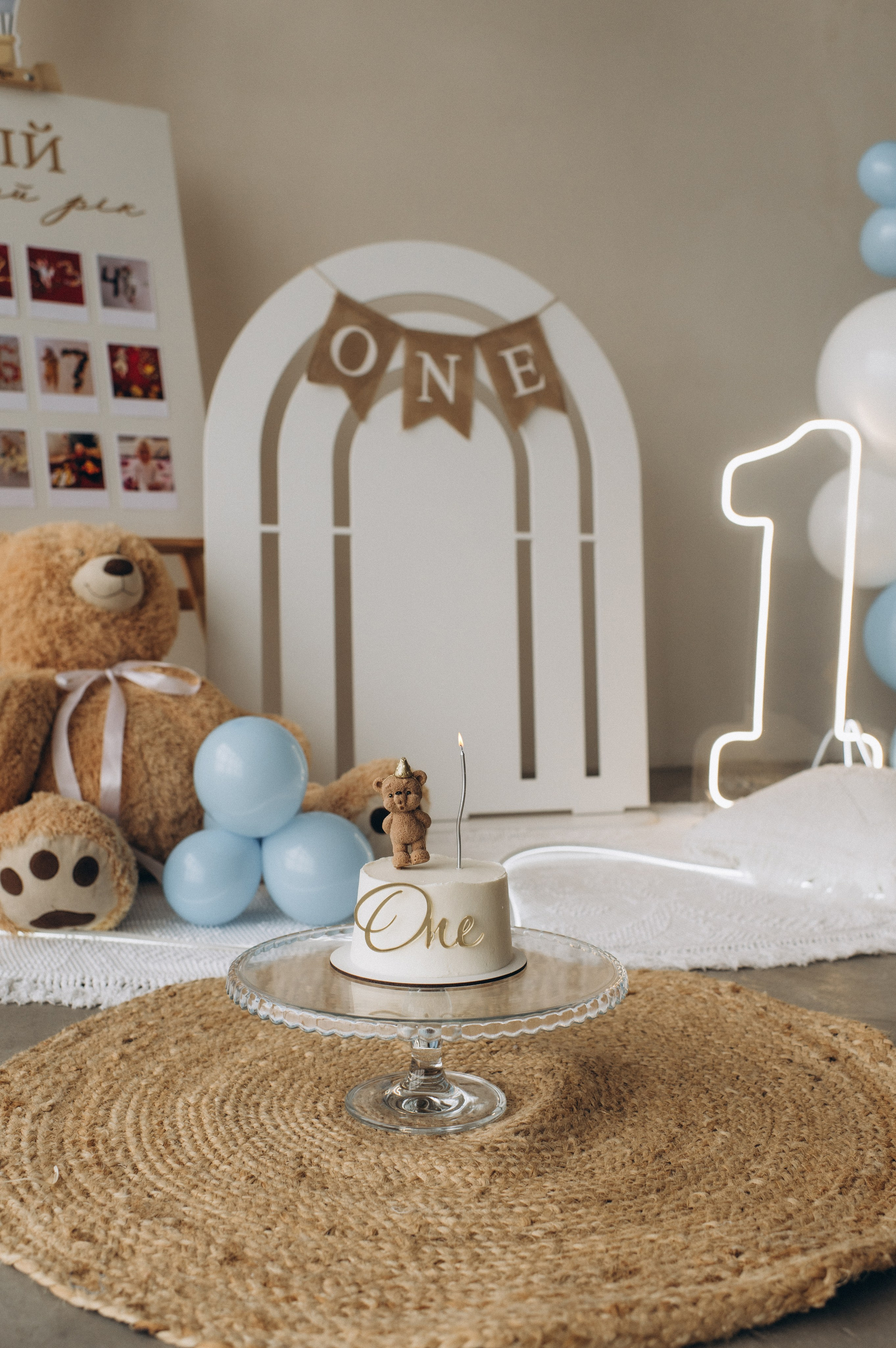 Зйомка дня народження дитини, фотосесія 1 рік Тернопіль, сімейний фотограф Тернопіль, сімейна фотосесія Тернопіль, перший тортик малюка. Сімейний, дитячий та індивідуальний фотограф в м. Тернопіль, м. Львів