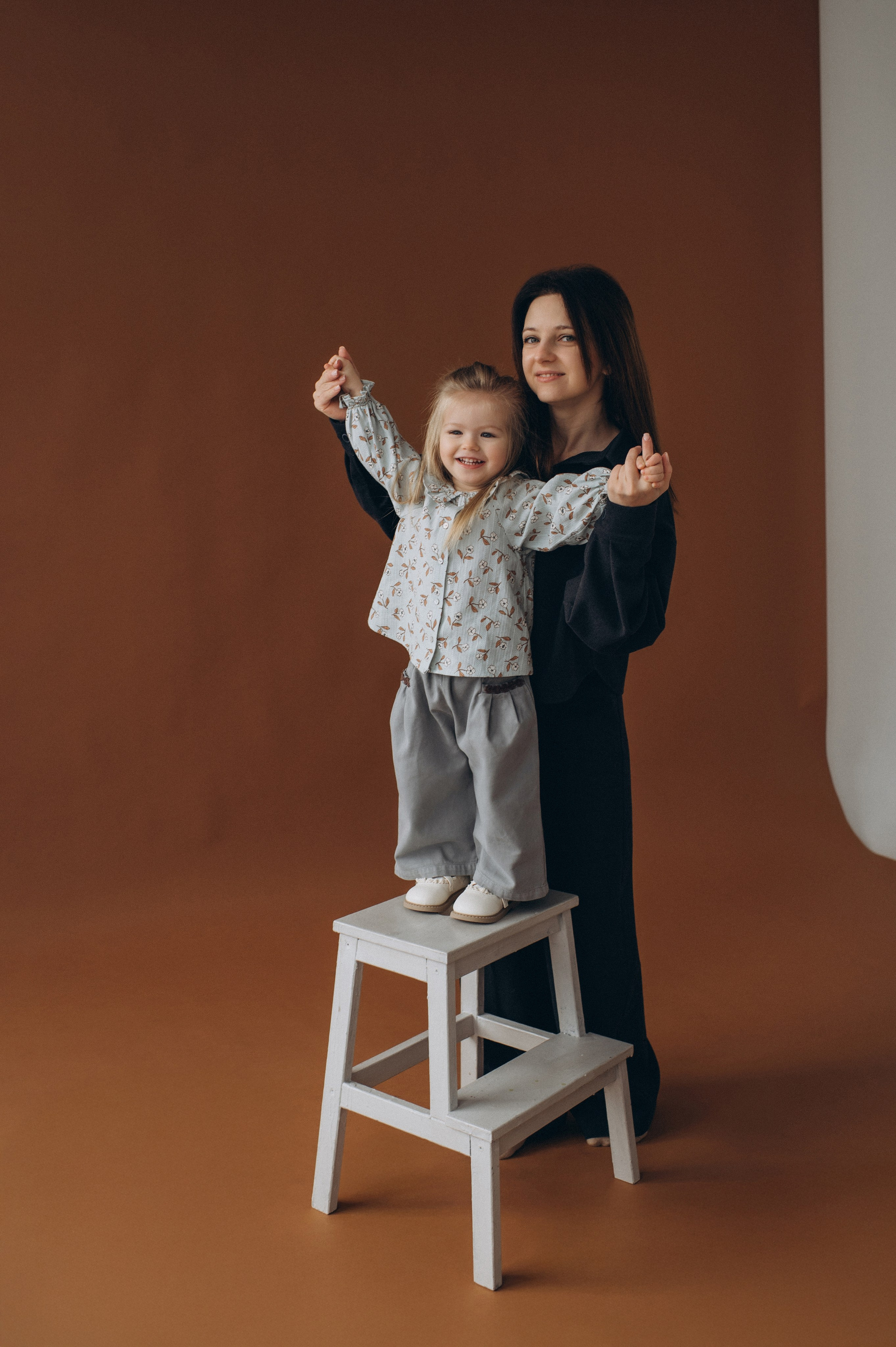 Фотосесія мами і дитини Львів, зйомка мами і дитини Тернопіль, сімейний фотограф Тернопіль, сімейна фотосесія Тернопіль, дитячий фотограф. Сімейний, дитячий та індивідуальний фотограф в м. Тернопіль, м. Львів