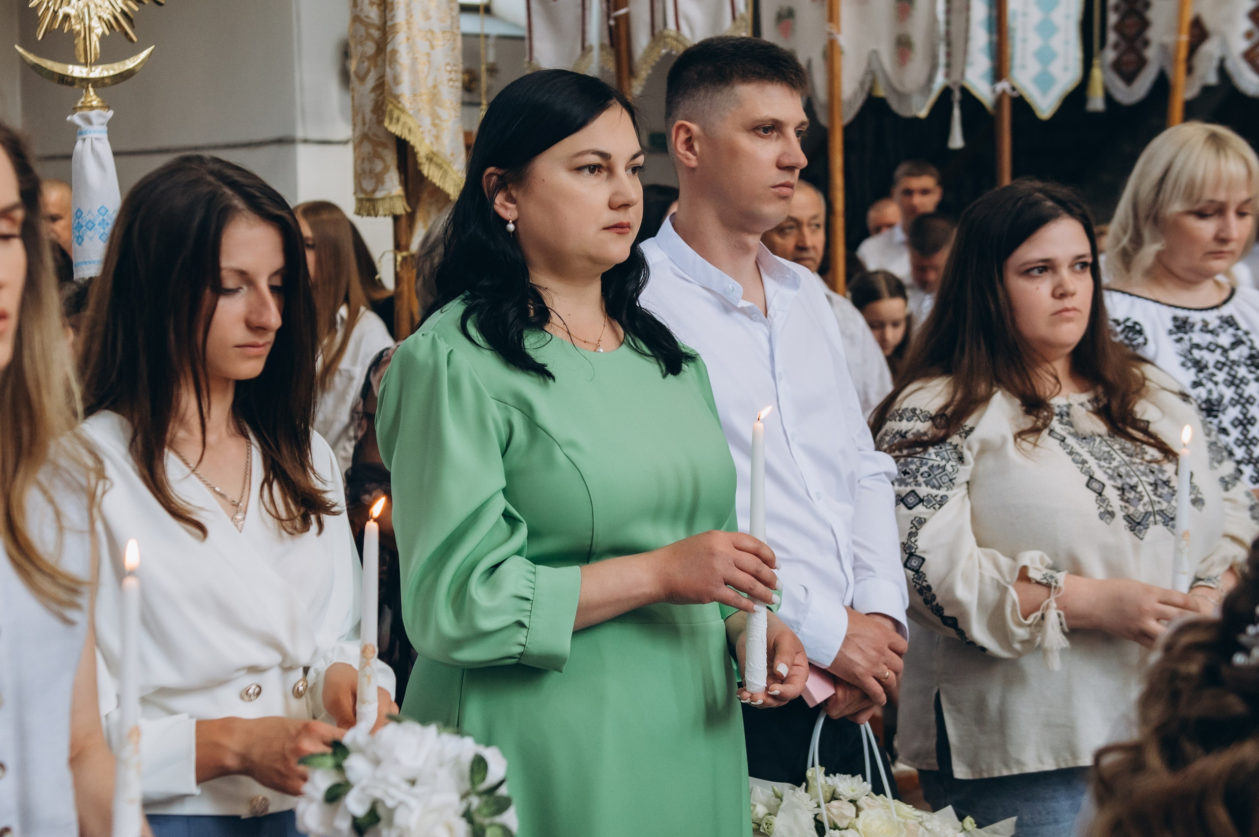 Фотосесія Причастя Тернопіль церква Св Михаїла, фотограф на Причастя Тернопіль, фотосесія Літургії Причастя Тернопіль. Сімейний, дитячий та індивідуальний фотограф в м. Тернопіль, м. Львів