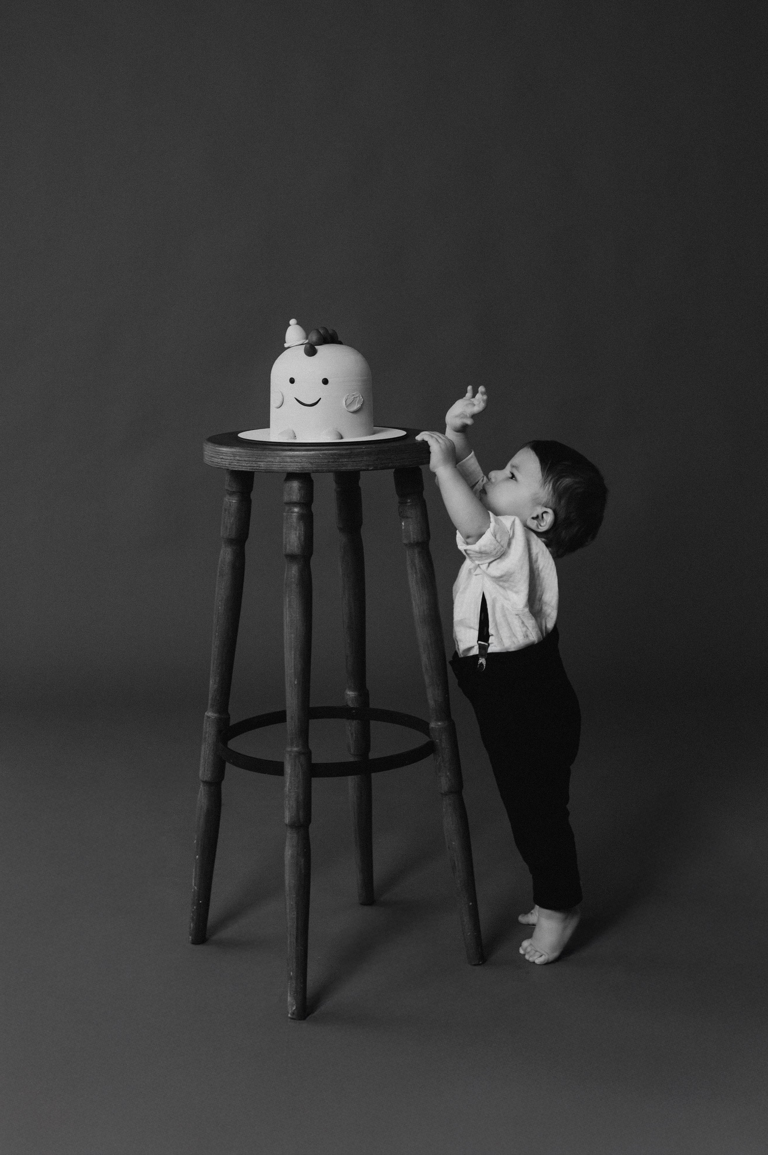 Перший тортик малюка, зйомка першого тортика Тернопіль, новорічна фотосесія, зйомка дня народження, сімейний фотограф Тернопіль, cakesmash. Сімейний, дитячий та індивідуальний фотограф в м. Тернопіль, м. Львів