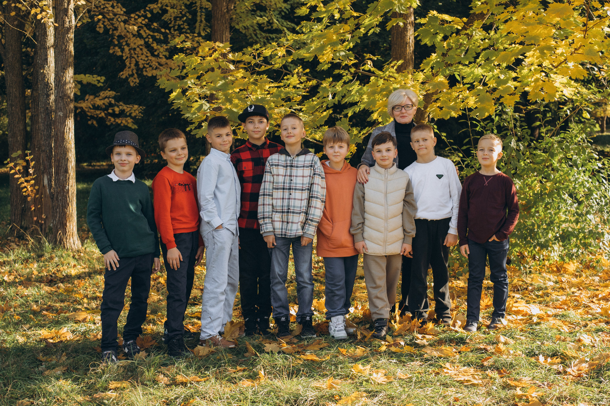 Фотосесія випускників Тернопіль, зйомка на віньєтки Тернопіль, вінєтки, випускні фотоальбоми Тернопіль. Сімейний, дитячий та індивідуальний фотограф в м. Тернопіль, м. Львів