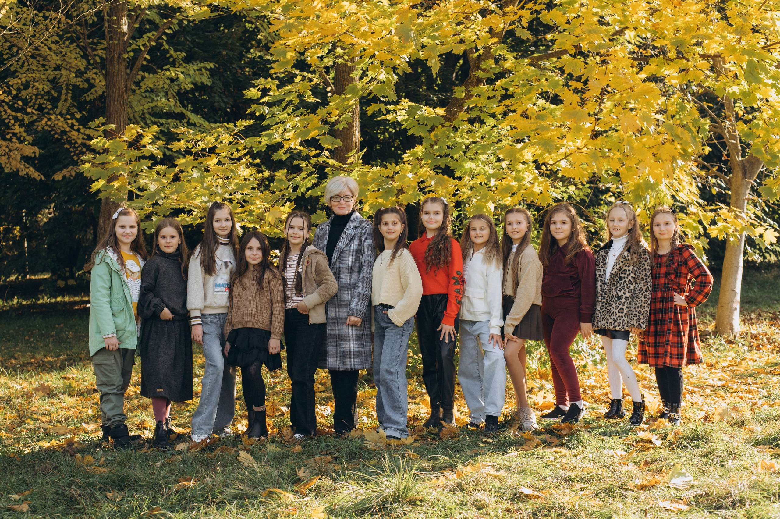 Фотосесія випускників Тернопіль, зйомка на віньєтки Тернопіль, вінєтки, випускні фотоальбоми Тернопіль. Сімейний, дитячий та індивідуальний фотограф в м. Тернопіль, м. Львів