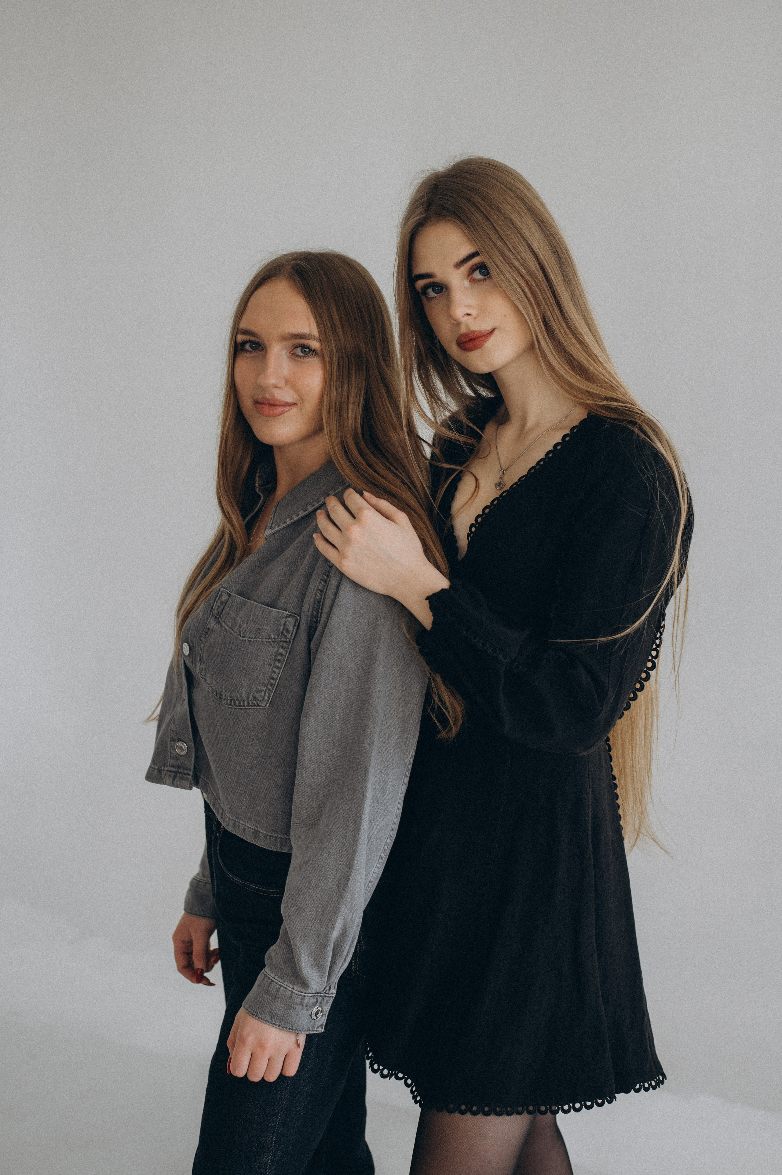 Фотосесія випускників, фотосесія на віньєтки Тернопіль, випускники Тернопіль, випуск 2025. Сімейний, дитячий та індивідуальний фотограф в м. Тернопіль, м. Львів