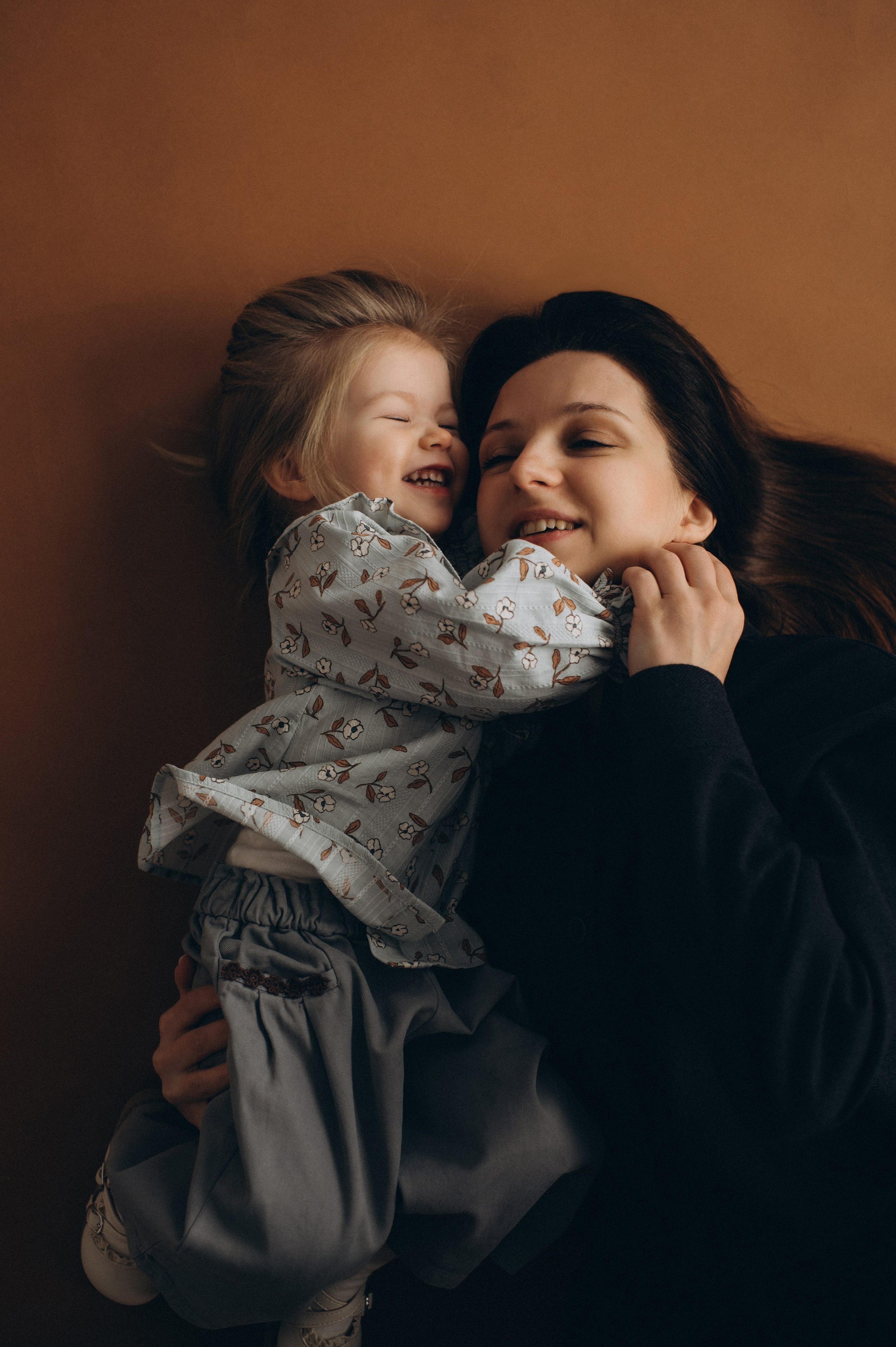 Фотосесія мами і дитини Львів, зйомка мами і дитини Тернопіль, сімейний фотограф Тернопіль, сімейна фотосесія Тернопіль, дитячий фотограф. Сімейний, дитячий та індивідуальний фотограф в м. Тернопіль, м. Львів