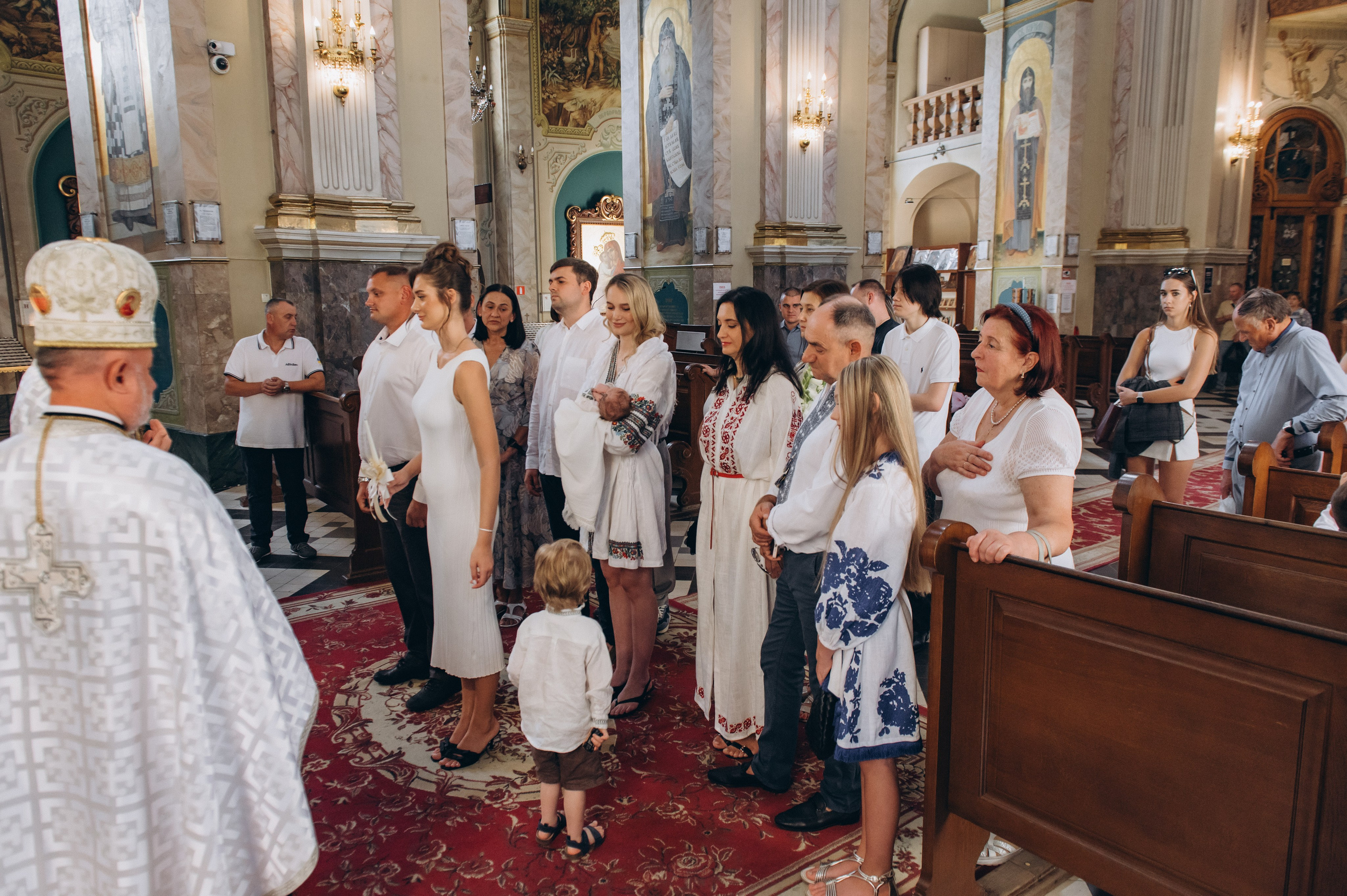 Фотосесія Хрещення Тернопіль, фотосесія хрестин Тернопіль, Катедра Тернопіль, фотосесія хрещення катедра. Сімейний, дитячий та індивідуальний фотограф в м. Тернопіль, м. Львів