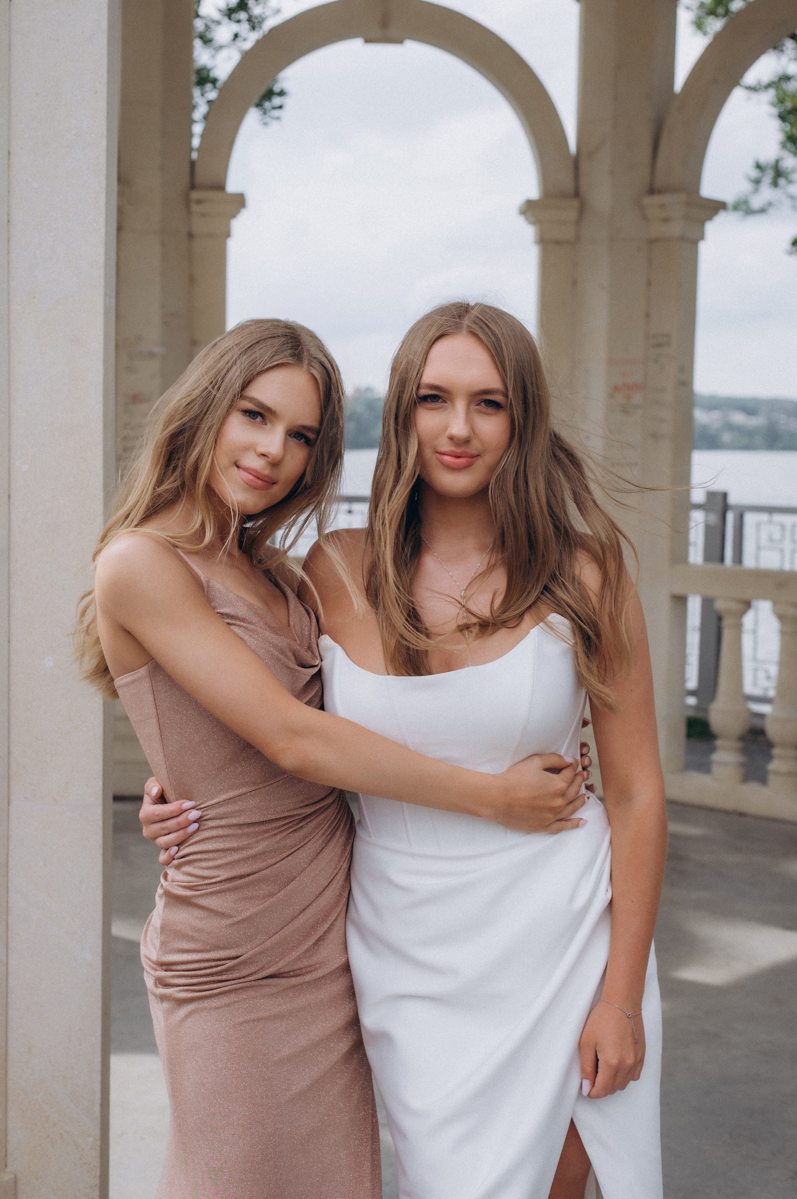 Випускники 2025, фотосесія випускного Тернопіль, фотосесія випускників Тернопіль, зйомка випускного, фотосесія випускного. Сімейний, дитячий та індивідуальний фотограф в м. Тернопіль, м. Львів