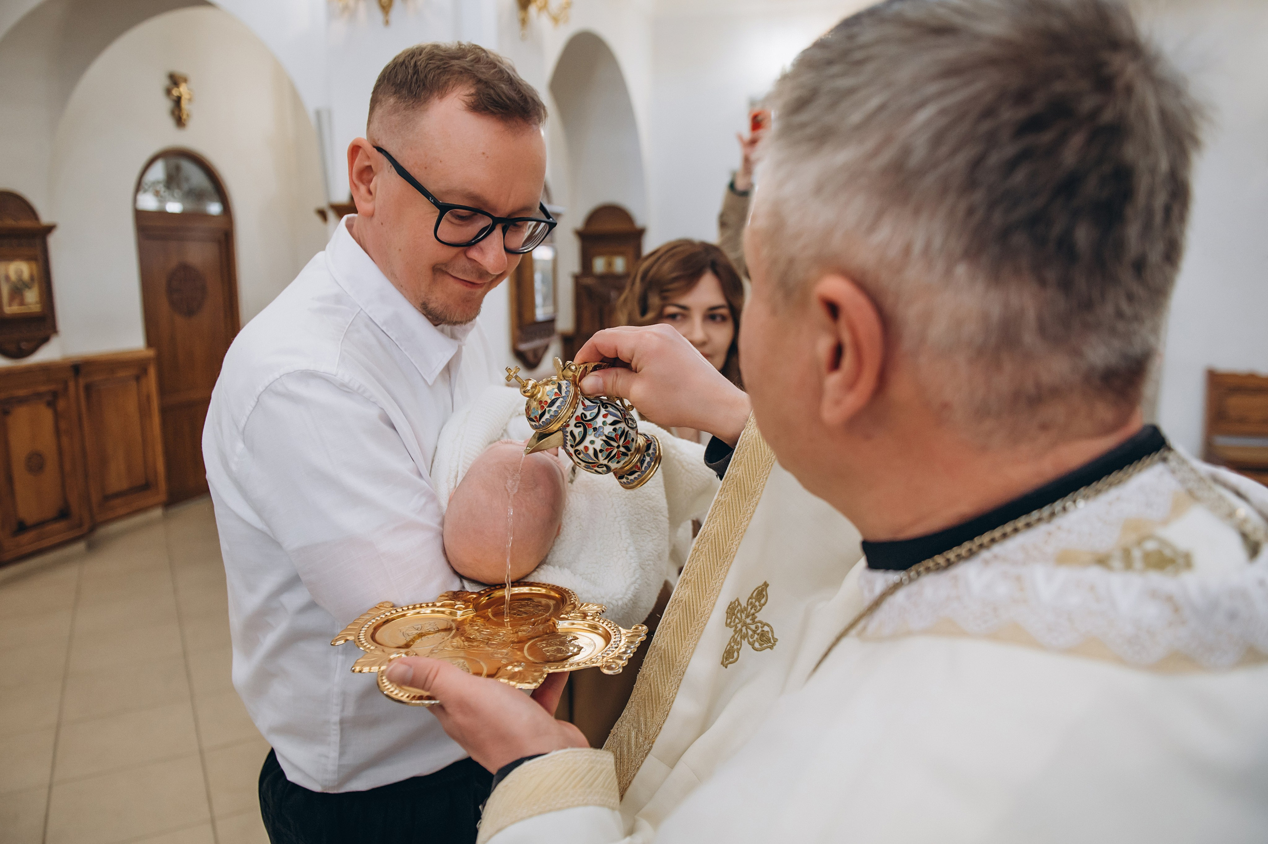 Фотосесія Хрещення Тернопіль, зйомка Хрестин Тернопіль, Храм Різдва Пресвятої Богородиці УГКЦ Тернопіль. Сімейний, дитячий та індивідуальний фотограф в м. Тернопіль, м. Львів