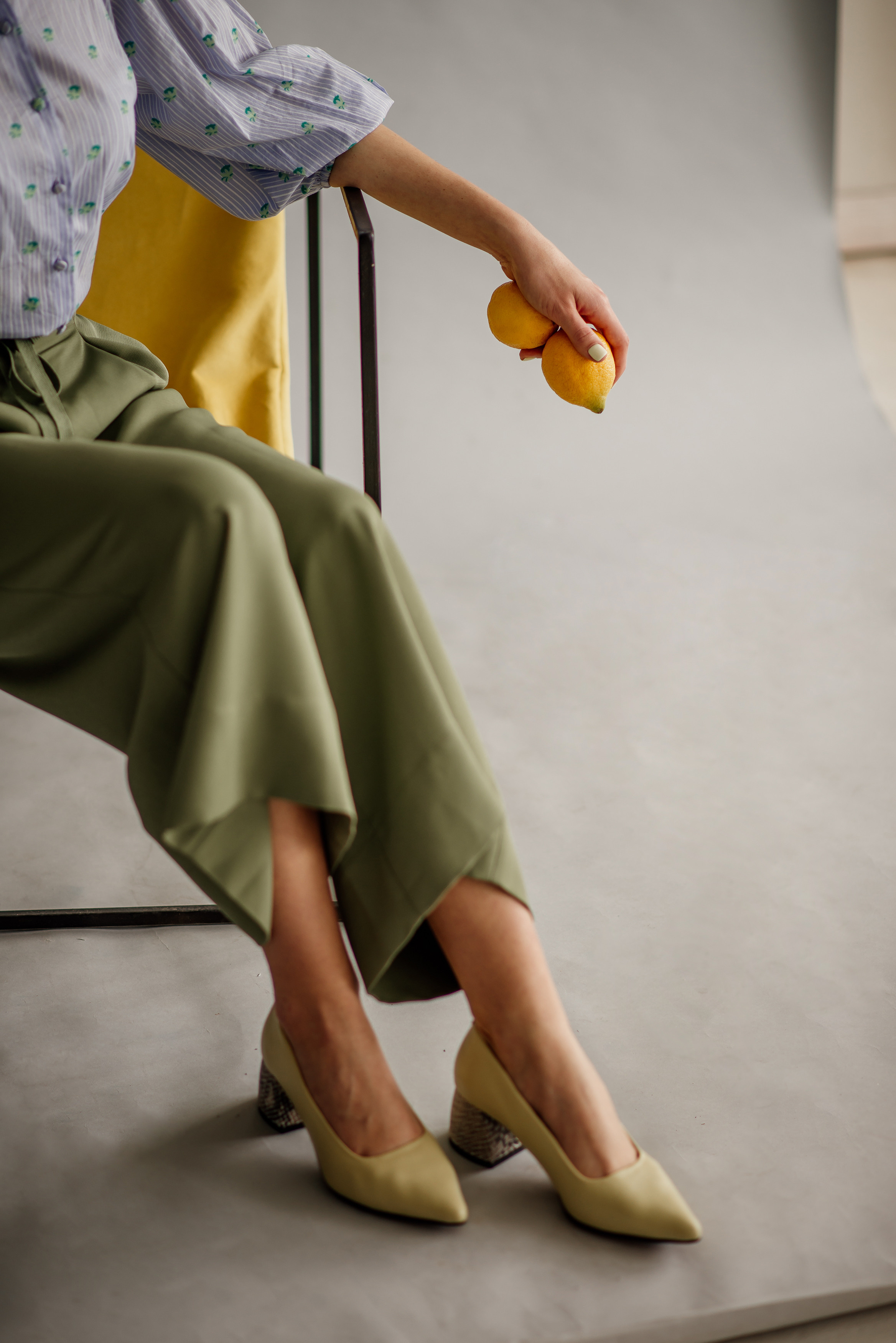 Студійна індивідуальна фотосесія Тернопіль. Сімейний, дитячий та індивідуальний фотограф в м. Тернопіль, м. Львів