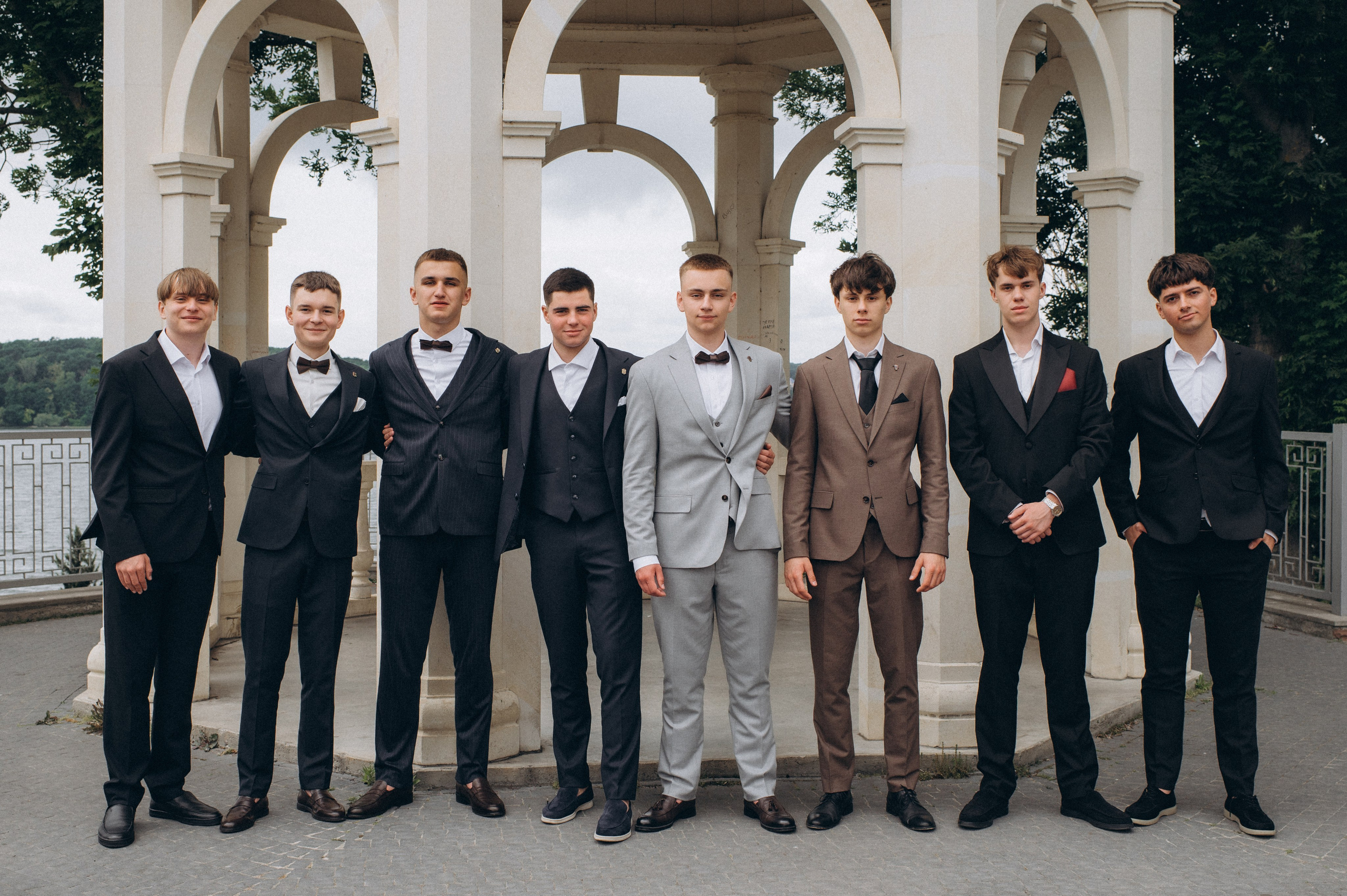 Випускники 2025, фотосесія випускного Тернопіль, фотосесія випускників Тернопіль, зйомка випускного, фотосесія випускного. Сімейний, дитячий та індивідуальний фотограф в м. Тернопіль, м. Львів